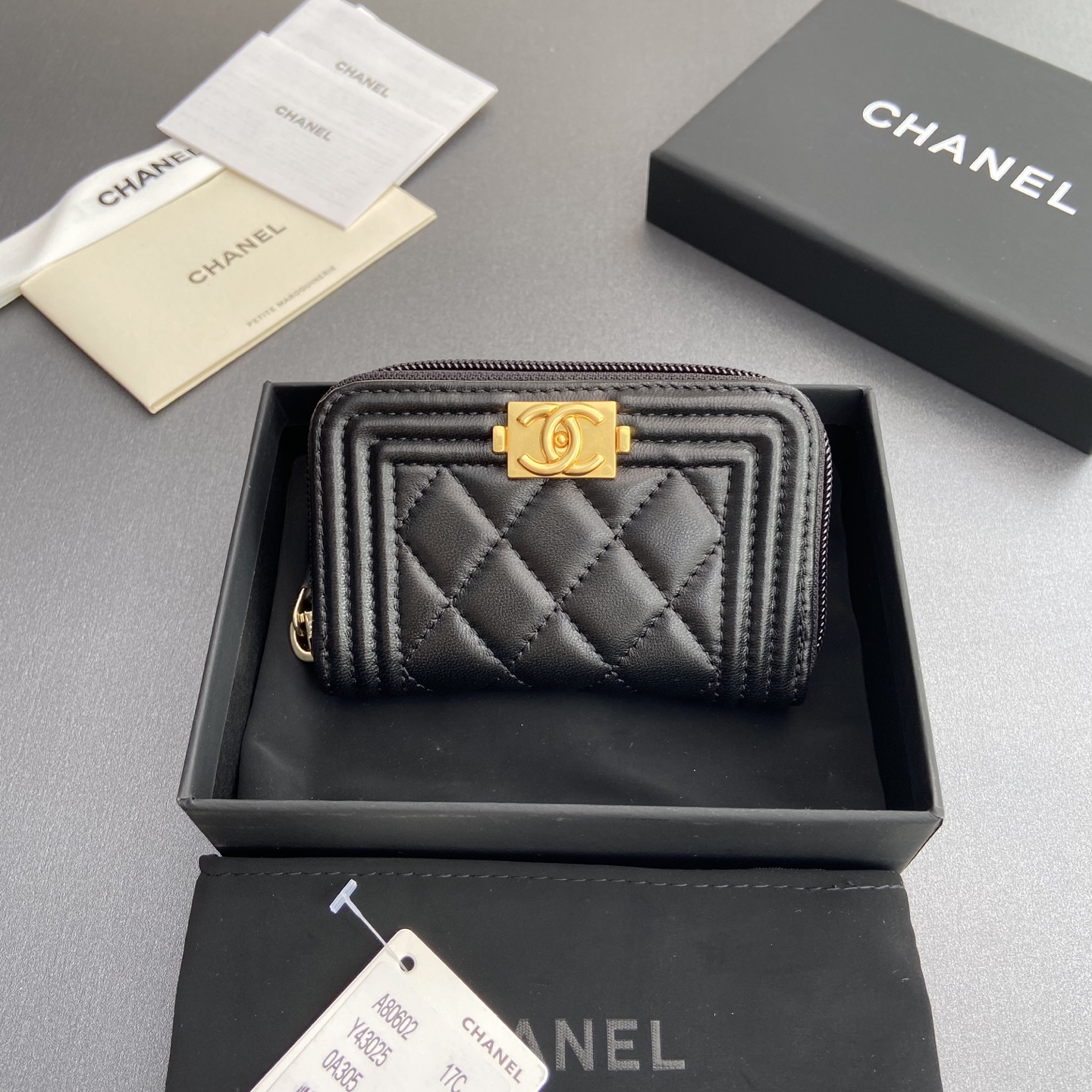 NO:574605,Xiaoxiang imported Italian leather Item number: A80602 Price: Size: w11×h7.5×d2cm Color: black sheepskin gold hardware, Chanel wallet, chanel, wallets, sheepskin19860909小香进口意大利皮 货号:A80602 价格: 尺寸:w11×h7.5×d2cm 颜色:黑色羊皮金色五金,香奈儿钱包,chanel,wallets,sheepskin,Bag