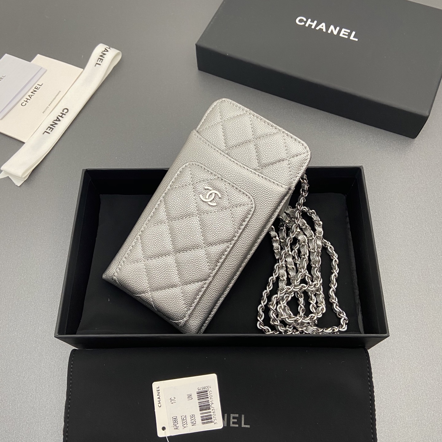 NO:659197,Xiaoxiang imported Italian grain cowhide Item number: AP Color: silver fine ball pattern silver buckle Size: w18.5×h9×d3cm, Chanel wallet, chanel, wallets, cowhide19860909小香进口意大利颗粒牛皮 货号:AP 颜色:銀色細球纹銀色扣 尺寸:w18.5×h9×d3cm,香奈儿钱包,chanel,wallets,cowhide,Bag