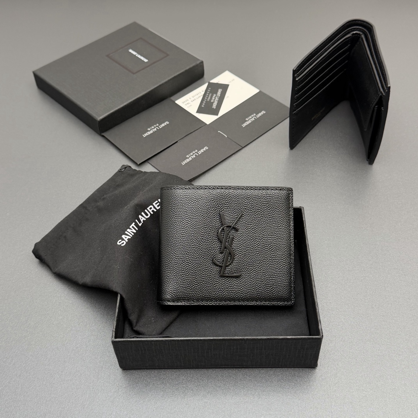 NO:688491,[Special grade hardware original leather] Single fold wallet TINY LE CASSANDRE horizontal grain leather wallet Black gunmetal metal hardware 4 card slots 1 coin pocket Two banknote compartments No.: 463249 Black ball pattern/black buckle Size: w11×h9.5×d2.5cm, Saint Laurent wallet, saint laurent, wallets19860909【特级五金原厂皮】 单折钱包 TINY LE CASSANDRE横款粒面皮革钱包 黑枪色金属五金 4个卡槽 1个零钱袋 两个纸币隔层 编号: 463249 黑色球纹/黑扣 尺寸:w11×h9.5×d2.5cm,圣罗兰钱包,saint laurent,wallets,Bag