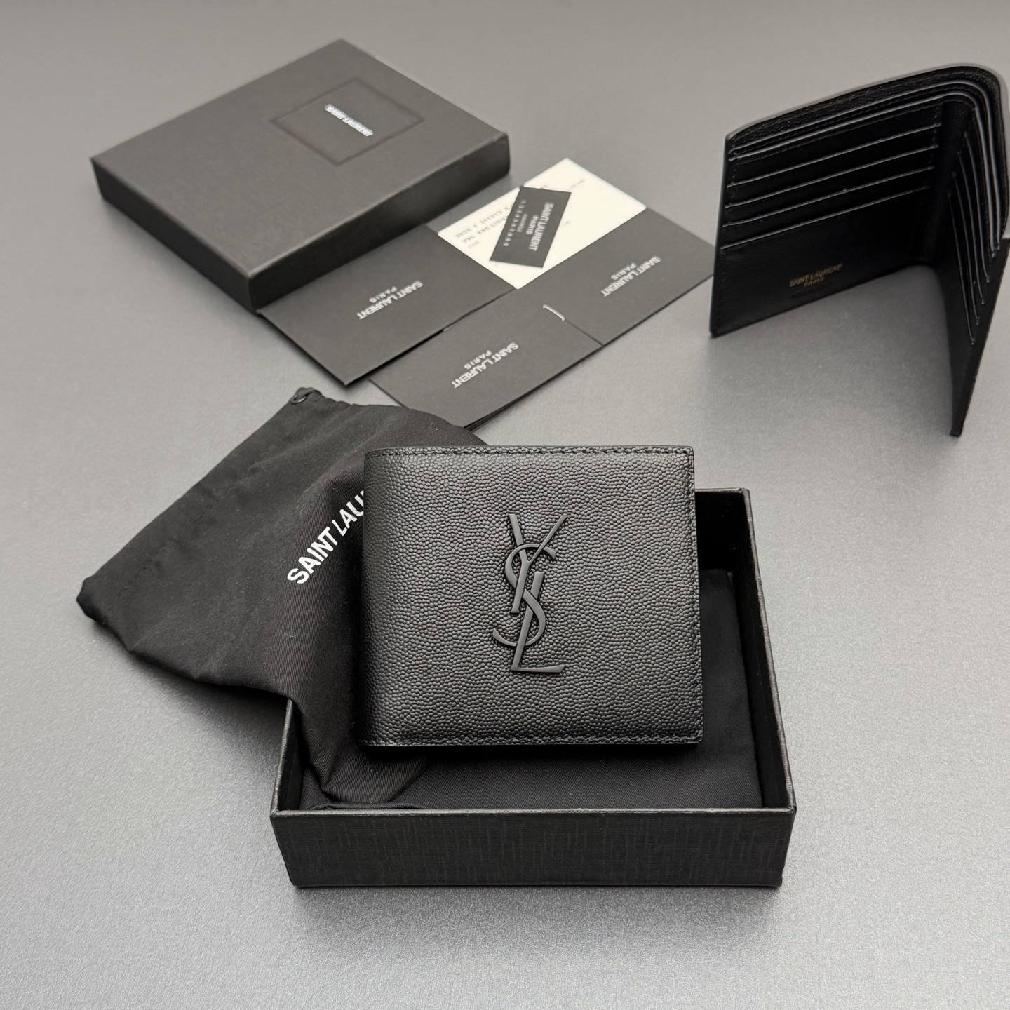 NO:688490,[Special grade hardware original leather] Single fold wallet TINY LE CASSANDRE horizontal grain leather wallet Black gun metal hardware 8 card slots Two banknote compartments No.: 453276 Black ball pattern/black buckle Size: w11×h9.5×d2.5cm, Saint Laurent wallet, saint laurent, wallets19860909【特级五金原厂皮】 单折钱包 TINY LE CASSANDRE横款粒面皮革钱包 黑枪色金属五金 8个卡槽 两个纸币隔层 编号: 453276 黑色球纹/黑扣 尺寸:w11×h9.5×d2.5cm,圣罗兰钱包,saint laurent,wallets,Bag