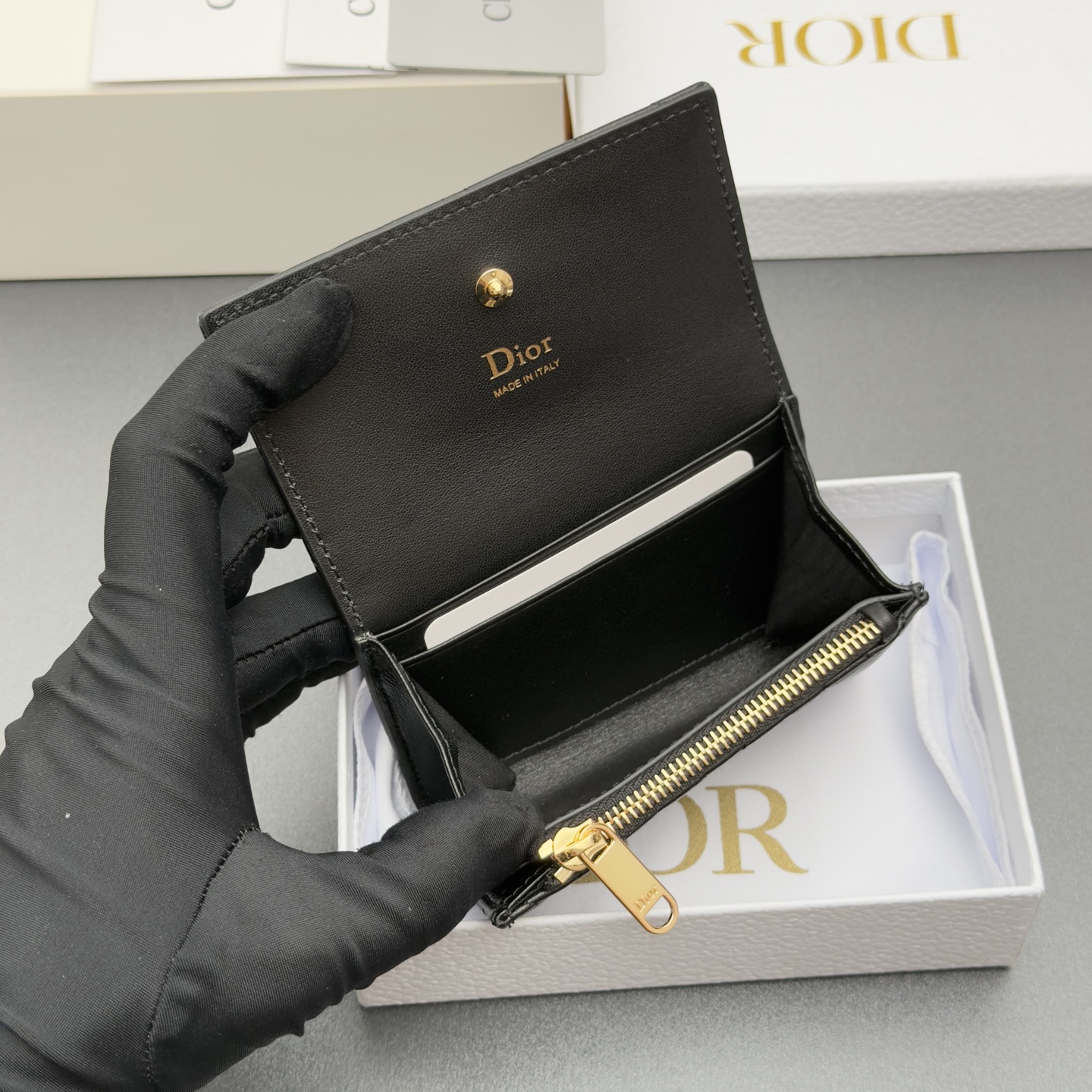 Dior Lady Freesia钱包系列