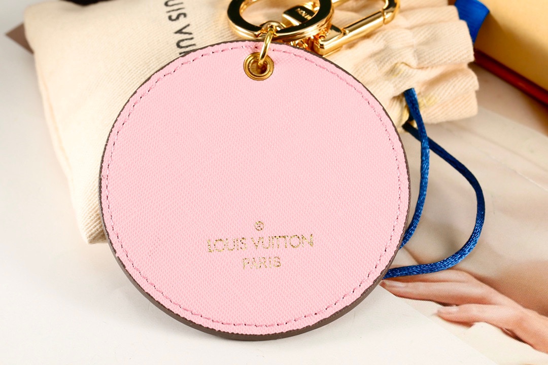 House Collection Round Keychain Packaging