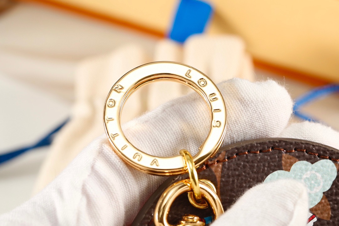 House Collection Round Keychain on Keys