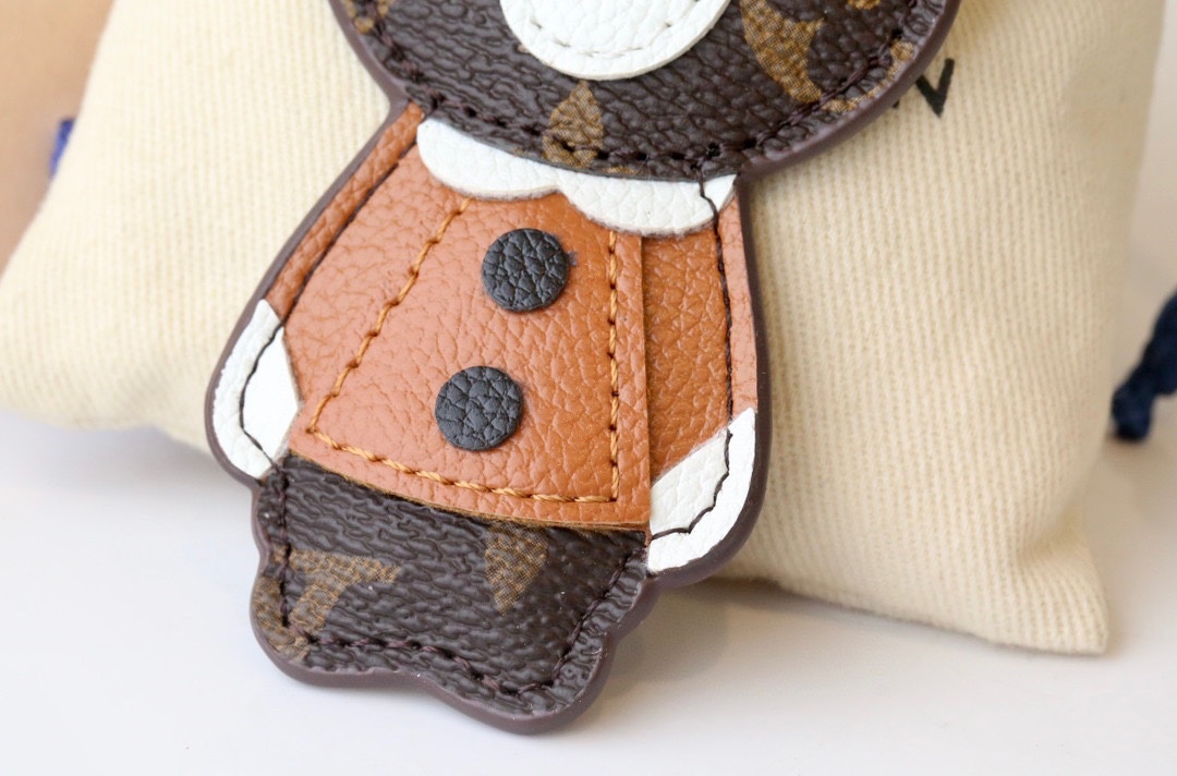 Brown Bear Keychain at an angle
