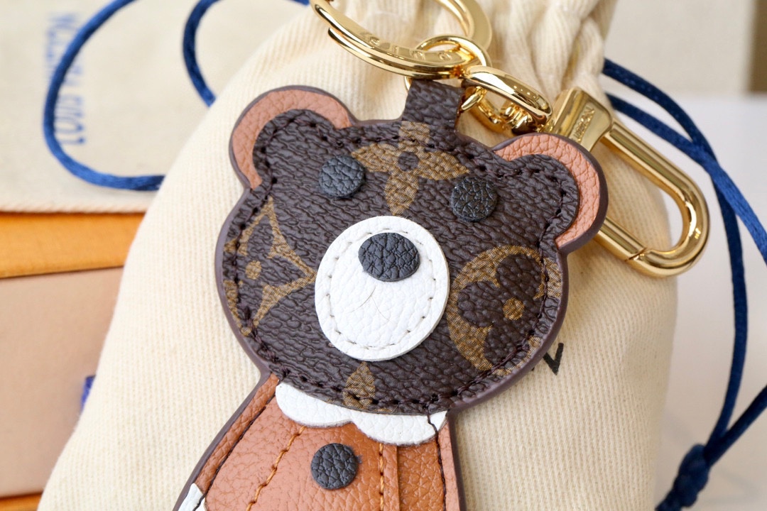 Brown Bear Keychain packaging