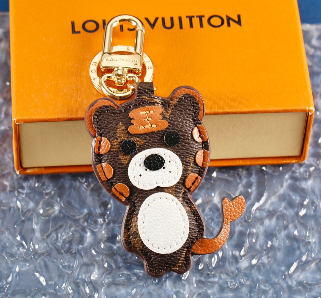 Tiger Keychain at an angle