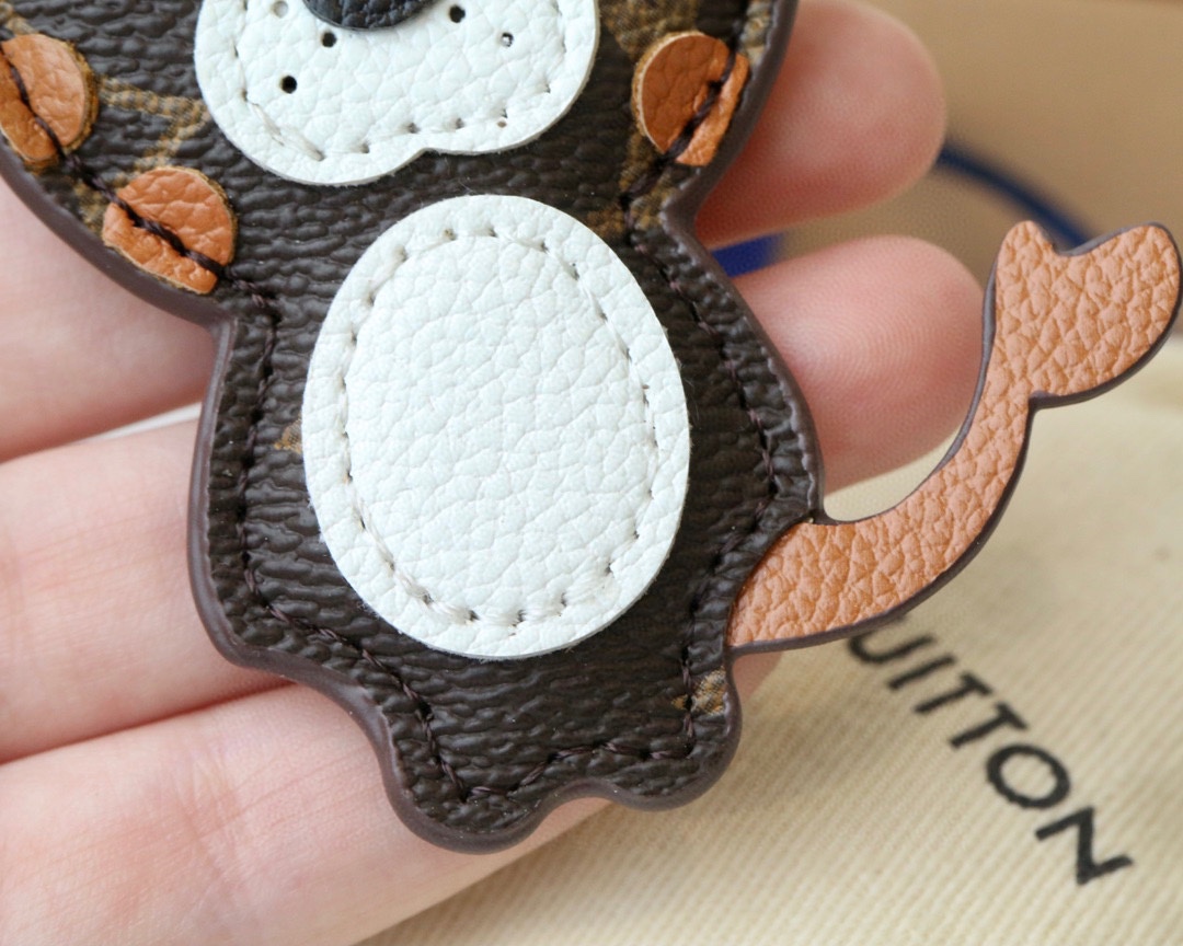 Tiger Keychain from different angle