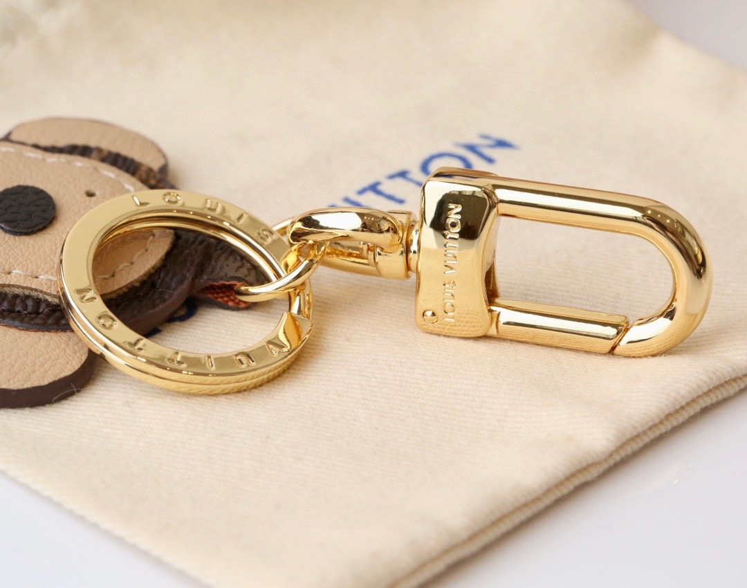 Side angle of the leather monkey keychain