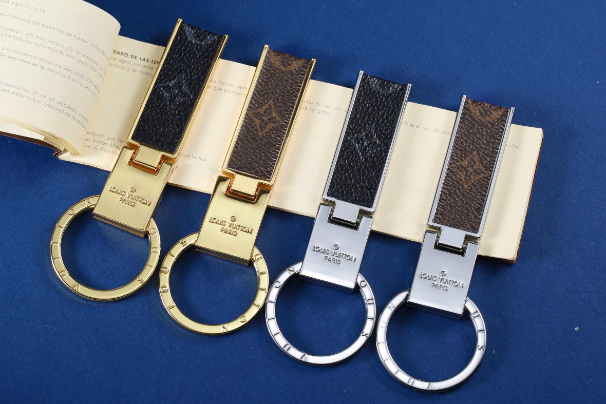 Circle leather eyeglass case front view
