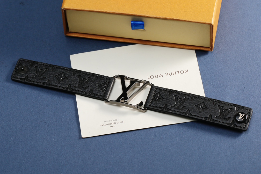 Louis Vuitton Jewelry Bracelet 1:1 Clone
 Black
