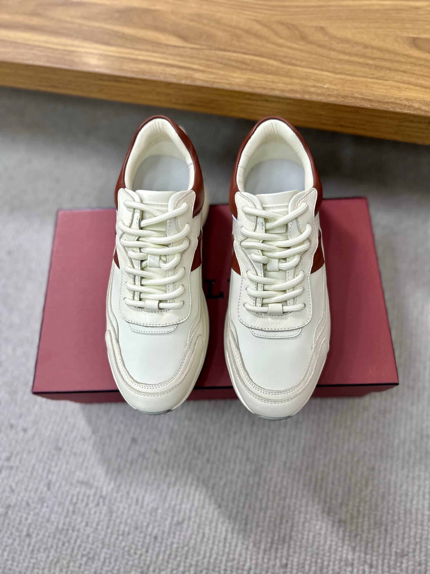 NO:274408,【BALLY】Barley - High-end quality original single - original upper leather - Ultra-light TPU foaming for the sole - Ultra-high quality control, fine workmanship highlighted (high-end, noble, grade) -Size39-44,,bally19860909【BALLY】巴利 -高端品质 原单 -鞋面原版皮 -大底超轻TPU发泡 -超高品控·做工精细凸显(高端·贵气·档次) -Size39-44,,bally,Men's shoes