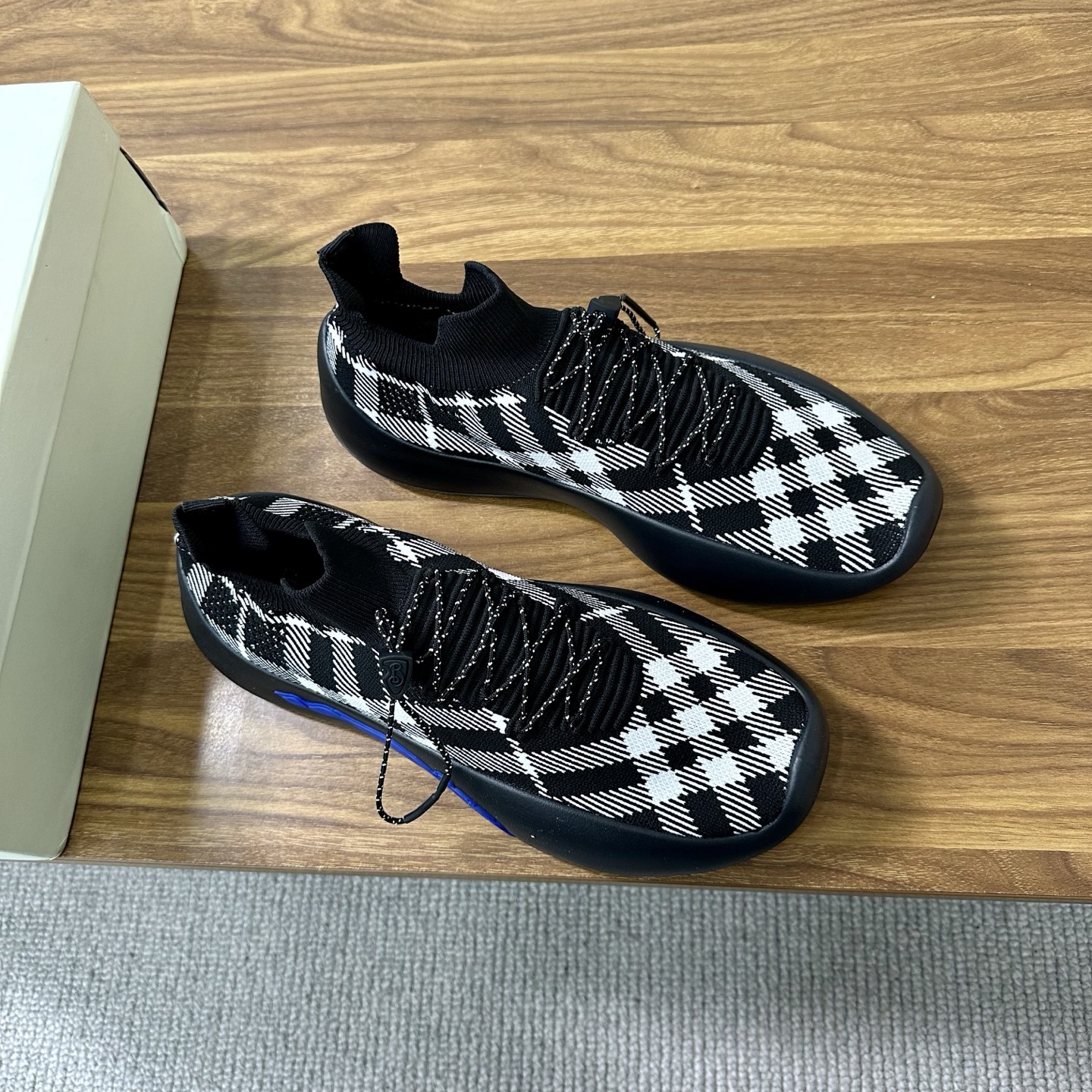 Batch Dongguan High Version War Horse Collection Burberry Burberry New Men's Knit Casual Sneakers Lo