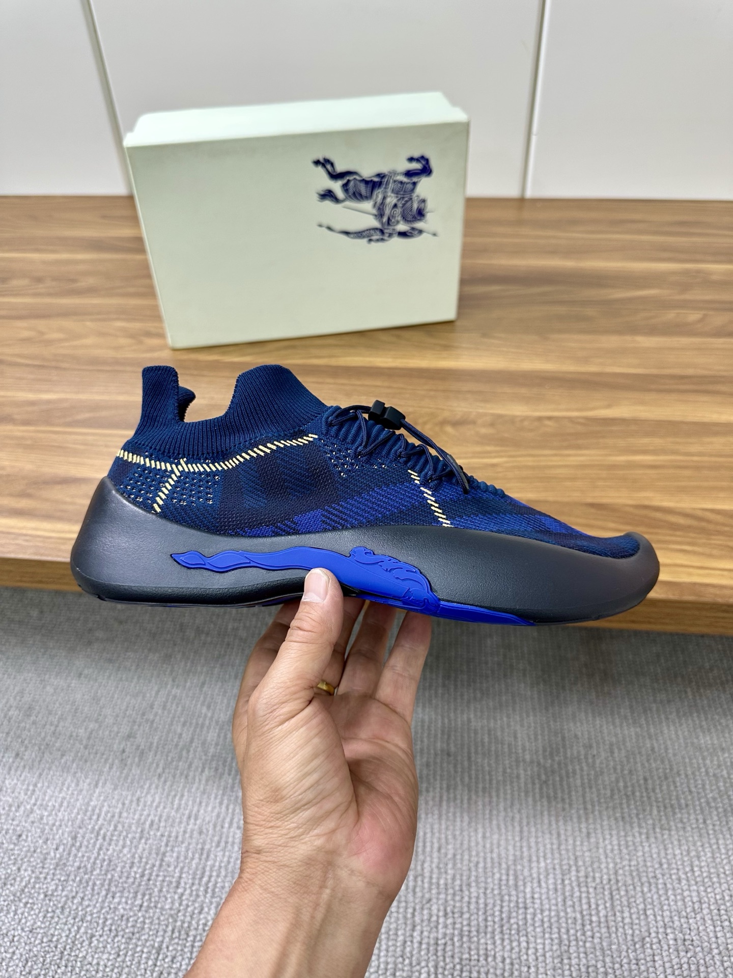 Batch Dongguan High Version War Horse Collection Burberry Burberry New Men's Knit Casual Sneakers Lo