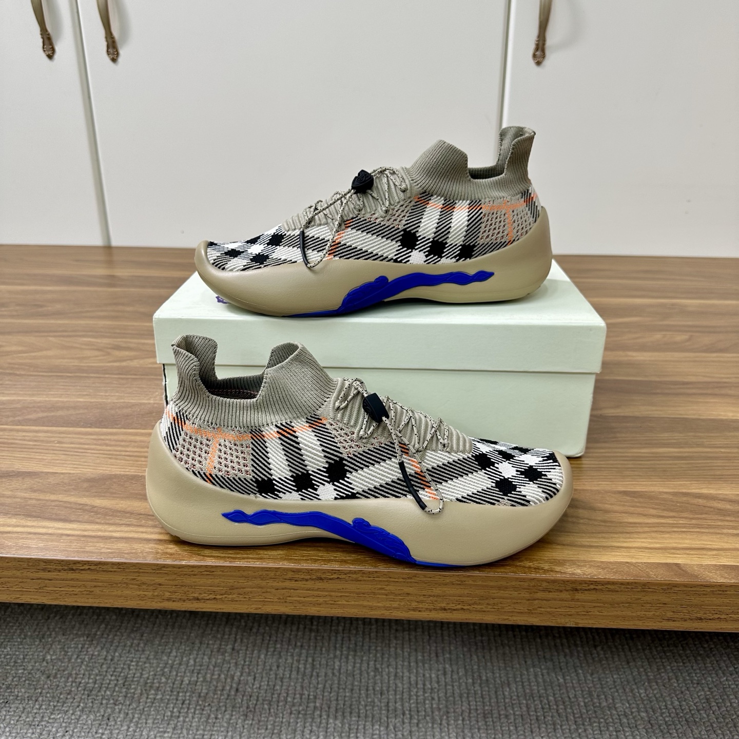 Batch Dongguan High Version War Horse Collection Burberry Burberry New Men's Knit Casual Sneakers Lo