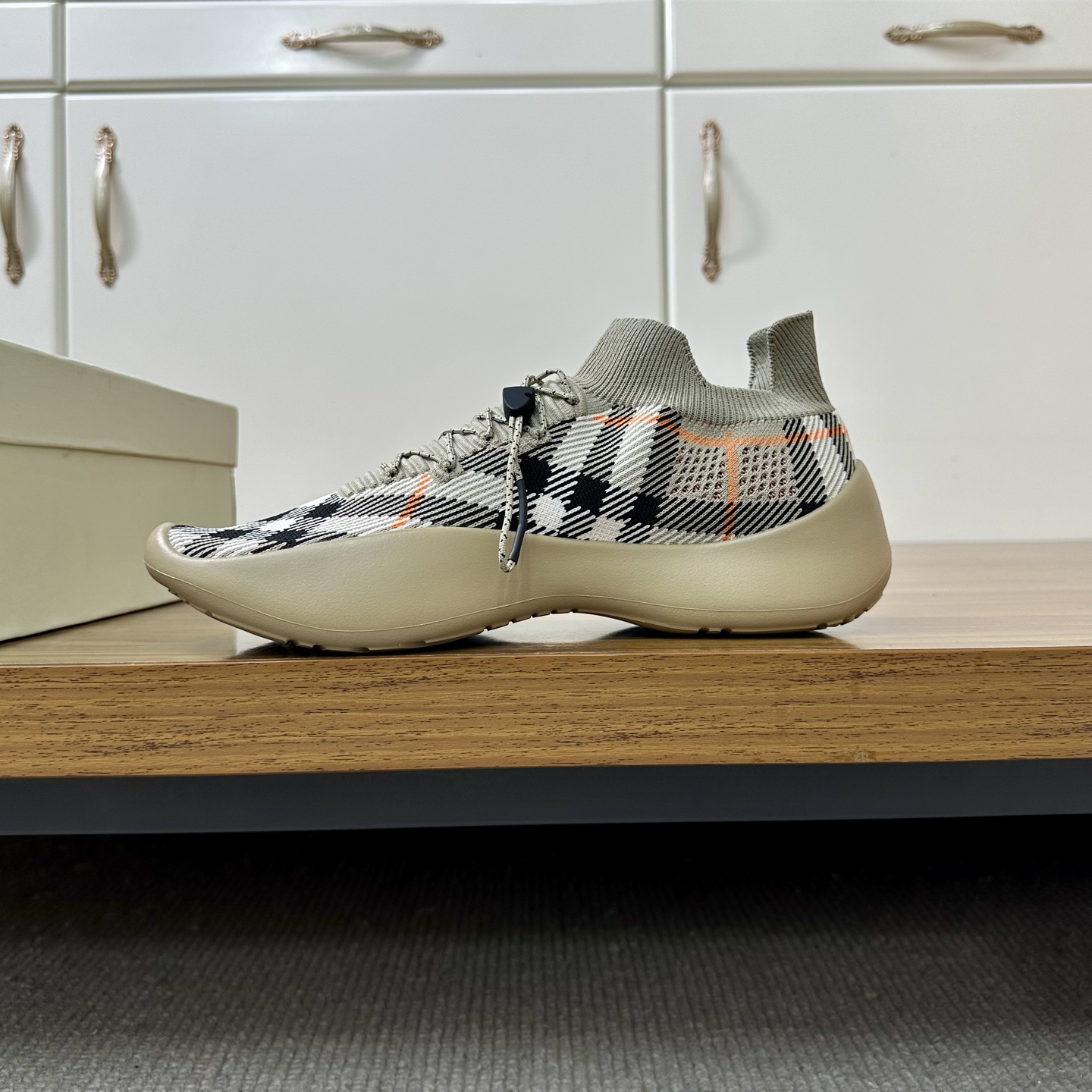 Batch Dongguan High Version War Horse Collection Burberry Burberry New Men's Knit Casual Sneakers Lo
