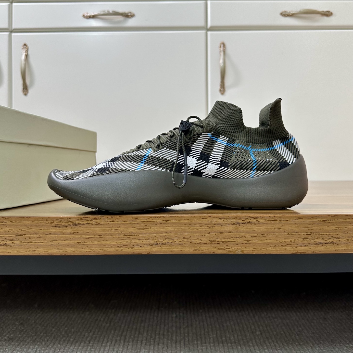 Batch Dongguan High Version War Horse Collection Burberry Burberry New Men's Knit Casual Sneakers Lo