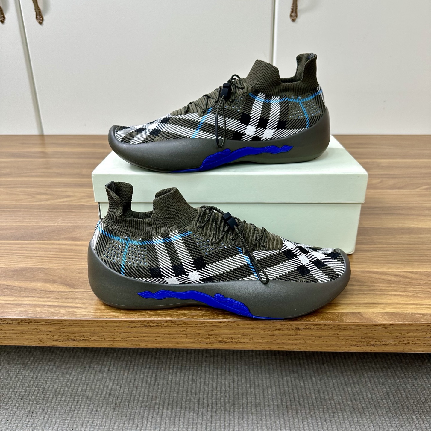 Batch Dongguan High Version War Horse Collection Burberry Burberry New Men's Knit Casual Sneakers Lo