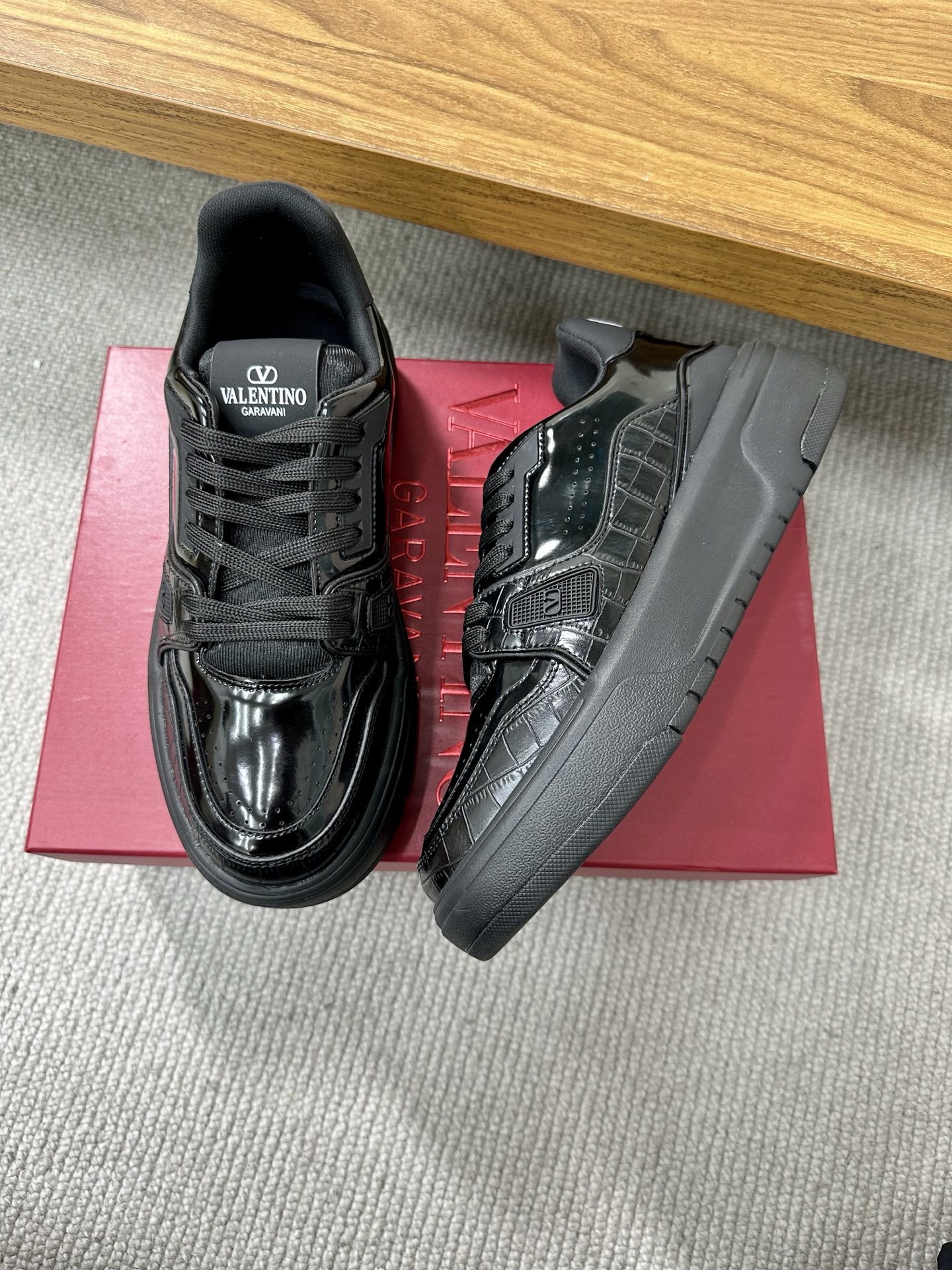 [Valentino Men