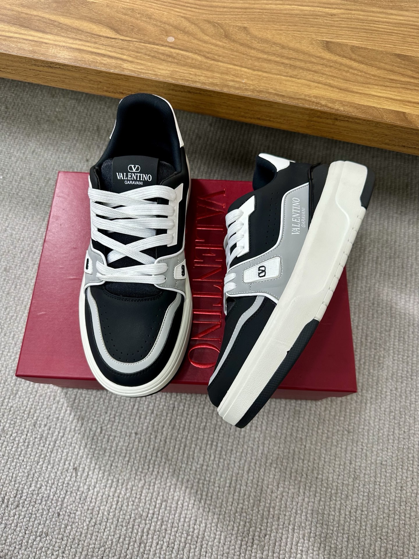 [Valentino Men
