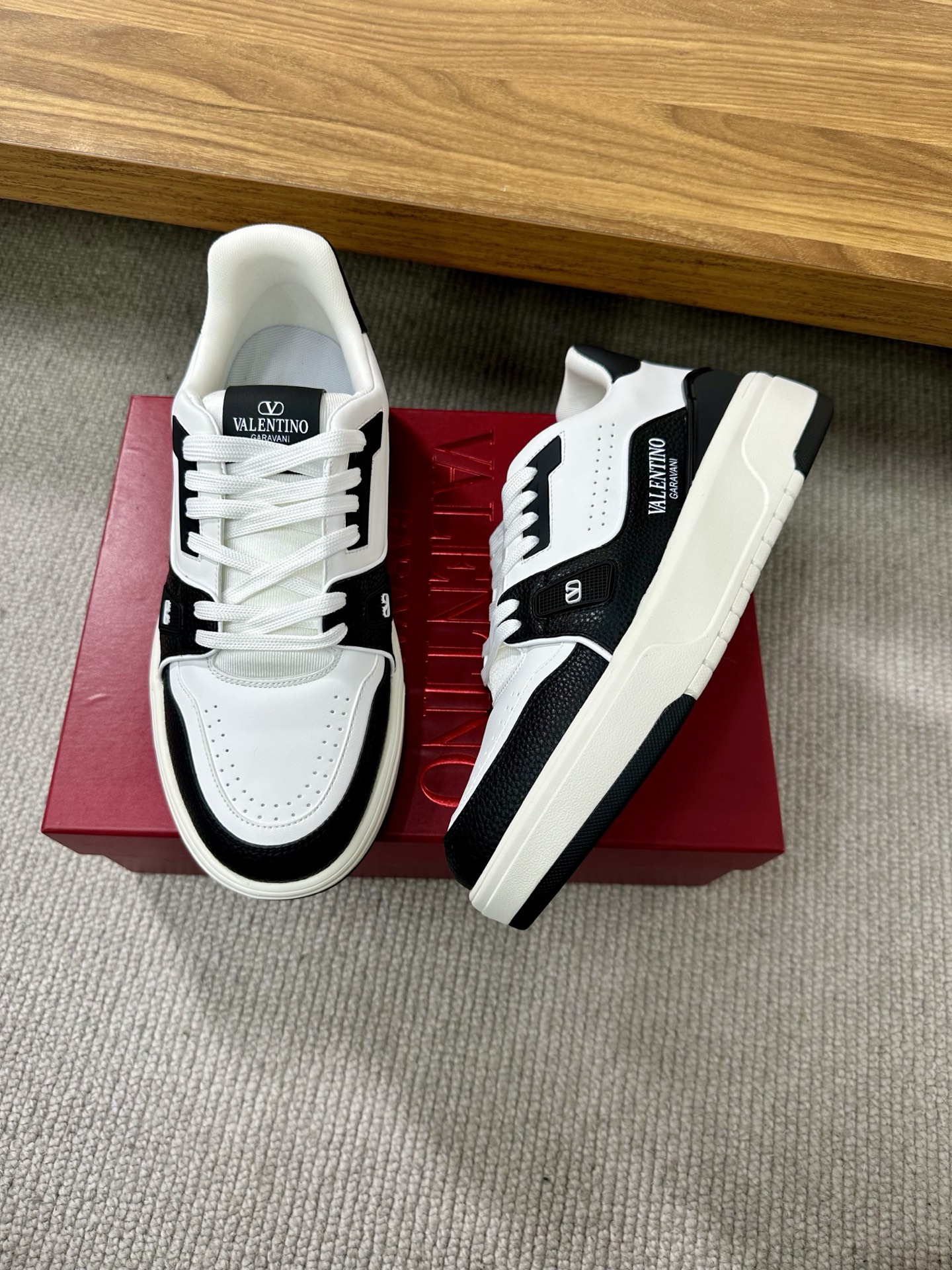 [Valentino Men