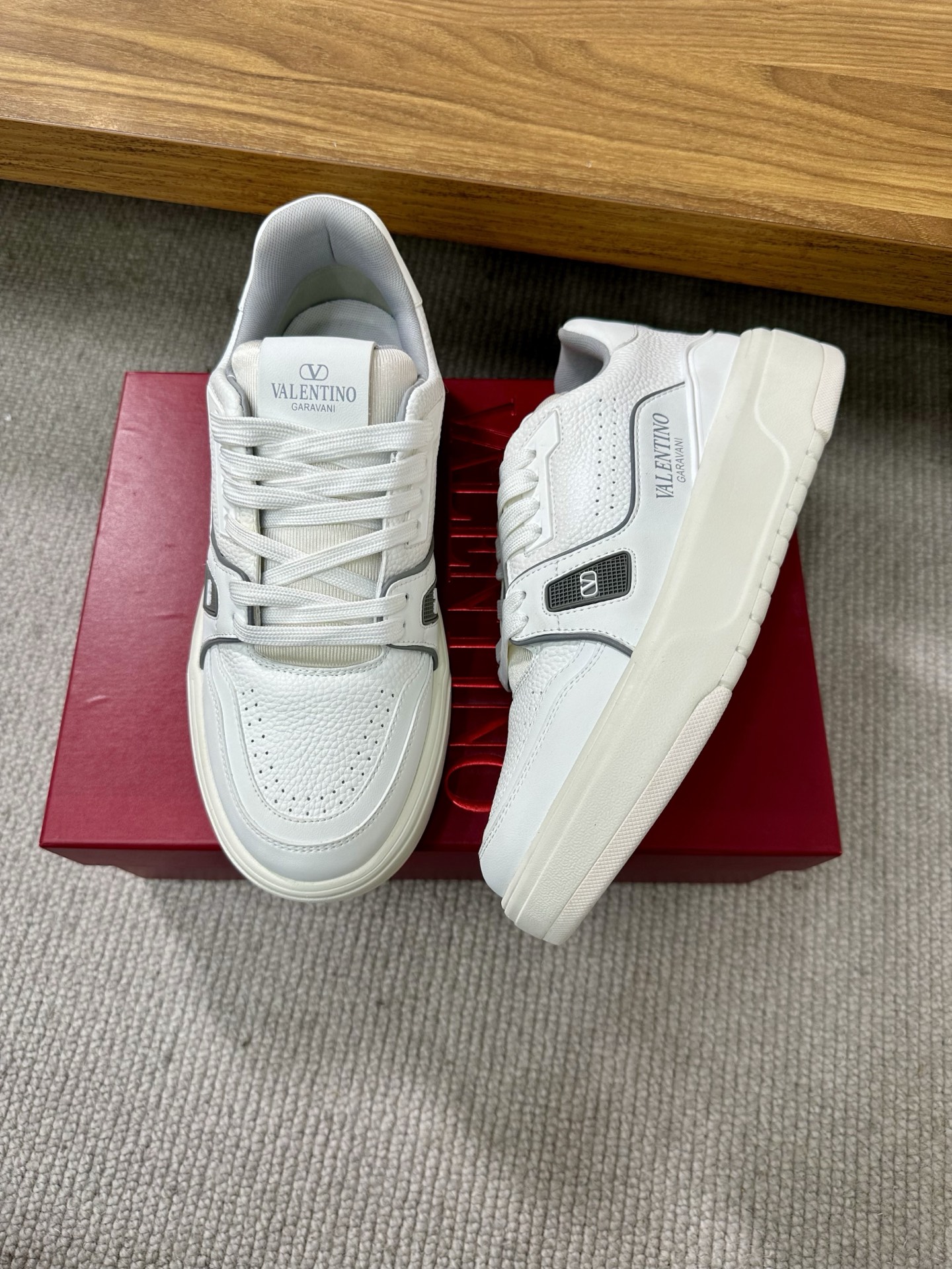[Valentino Men