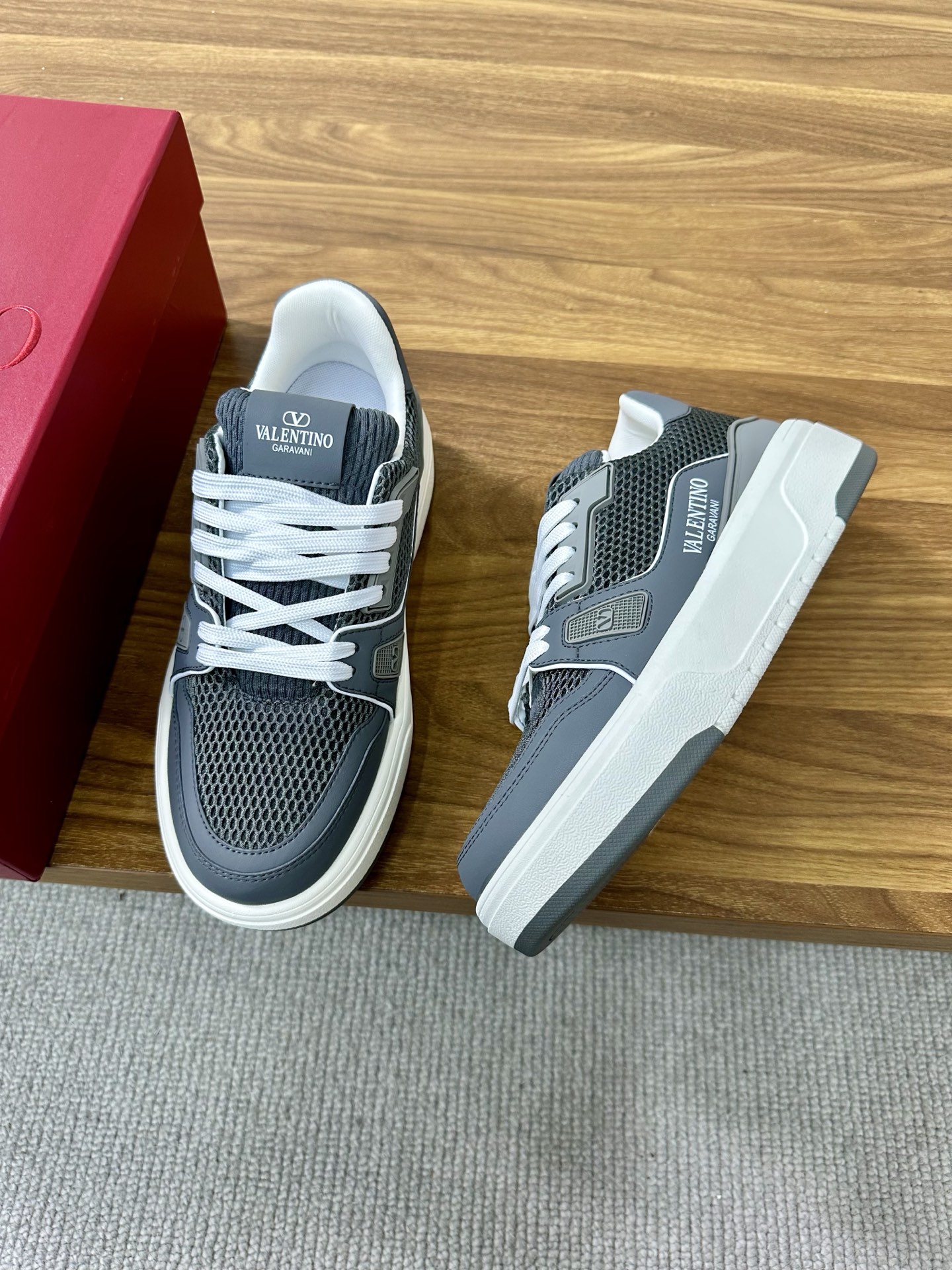 [Valentino Men