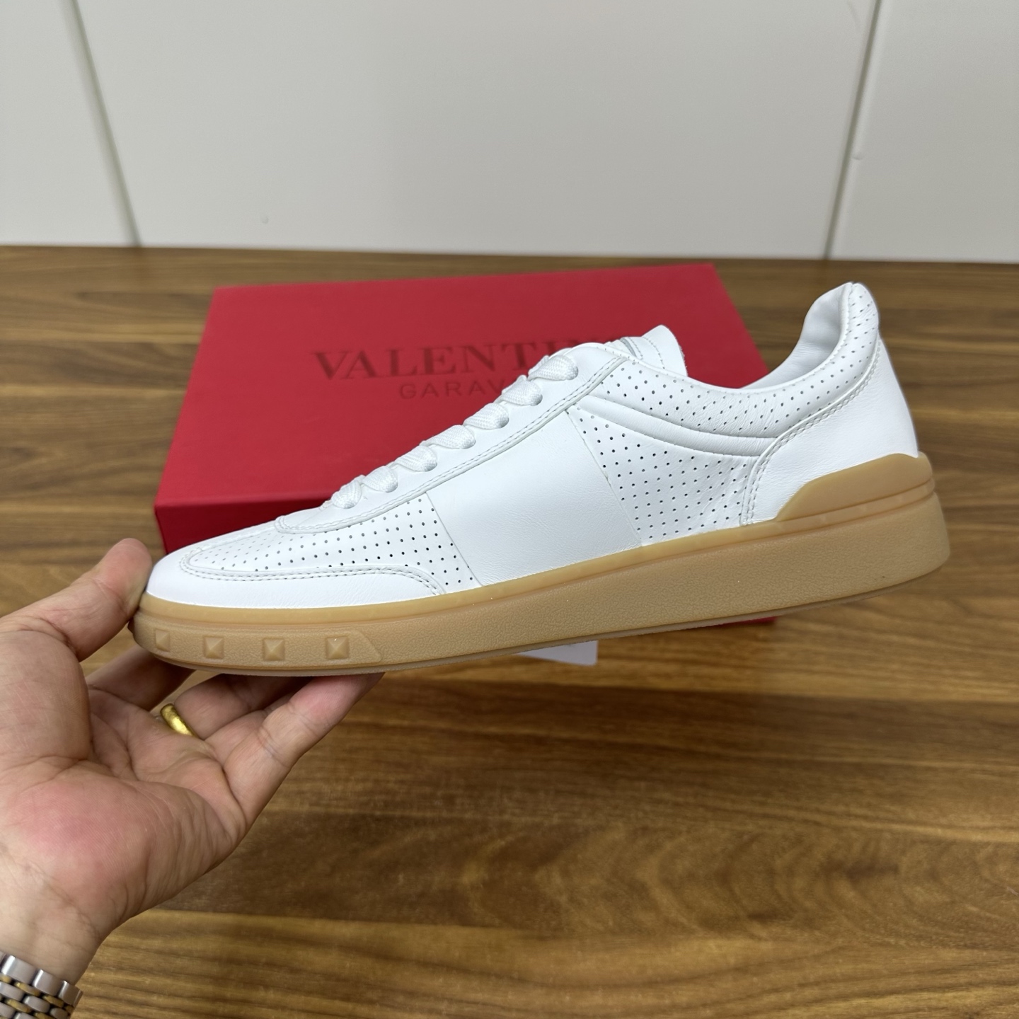 Valentino/华伦天奴 ONE STUD XL男士牛皮革运动鞋 4