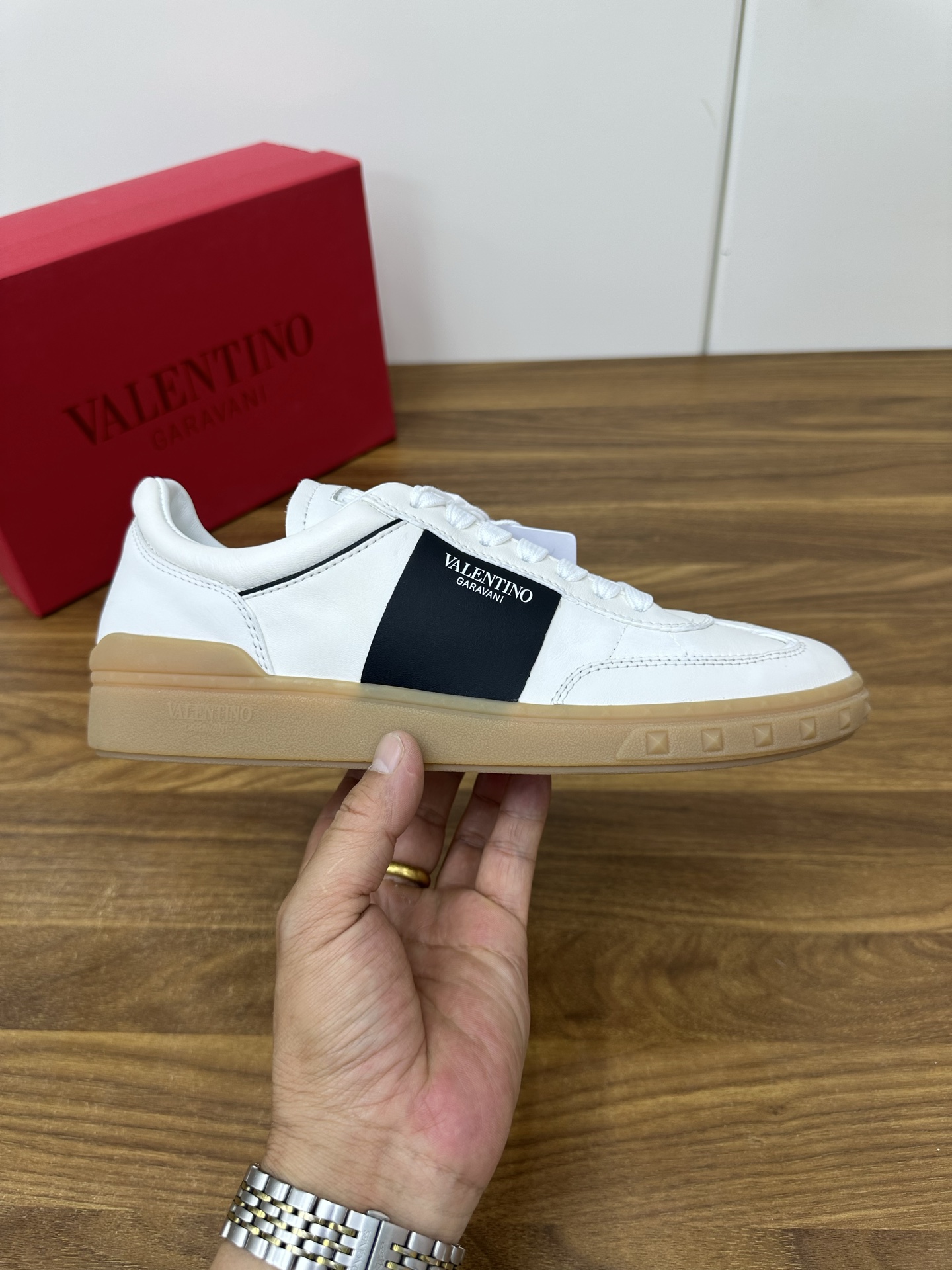 Valentino/华伦天奴 ONE STUD XL男士牛皮革运动鞋 3