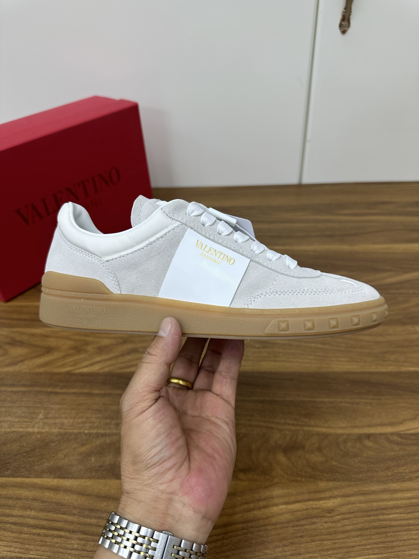 Valentino/华伦天奴 ONE STUD XL男士牛皮革运动鞋 3