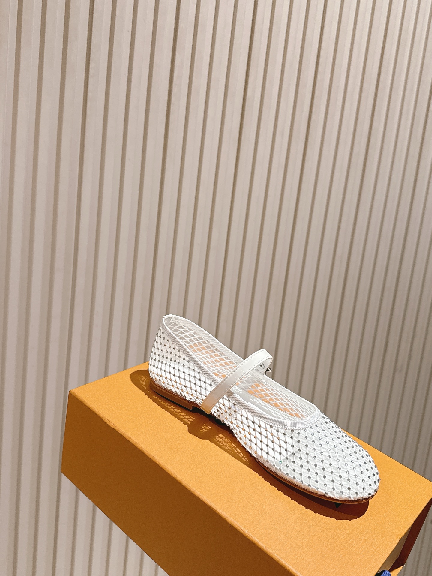   | ²⁰²5𝐬𝐬 🤍🤎
驴家早春新品🆕 new arrival～LV春夏芭蕾舞鞋，也太出彩了！时尚性