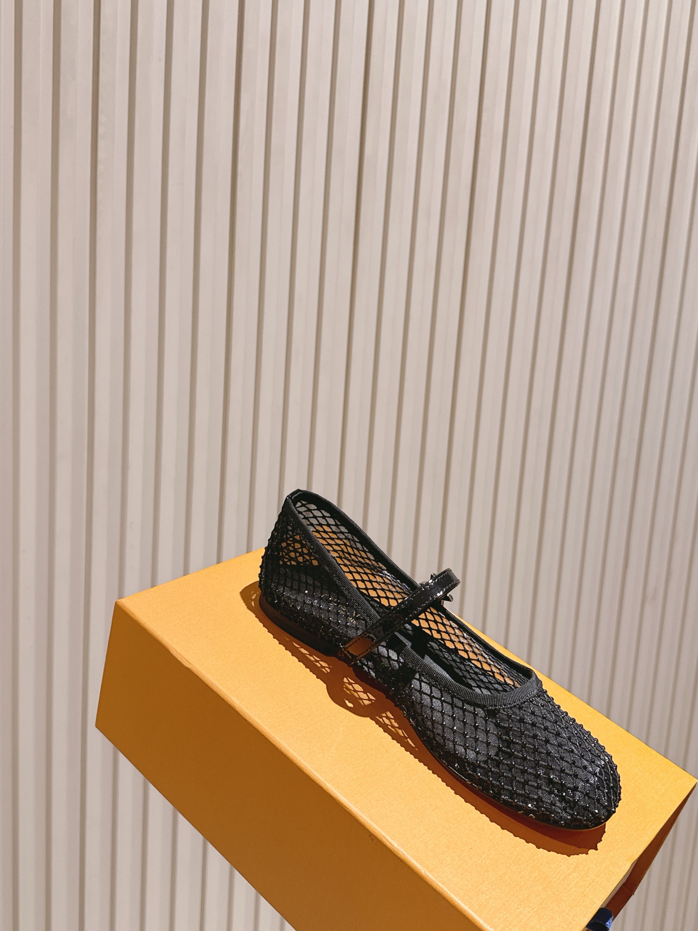   | ²⁰²5𝐬𝐬 🤍🤎
驴家早春新品🆕 new arrival～LV春夏芭蕾舞鞋，也太出彩了！时尚性