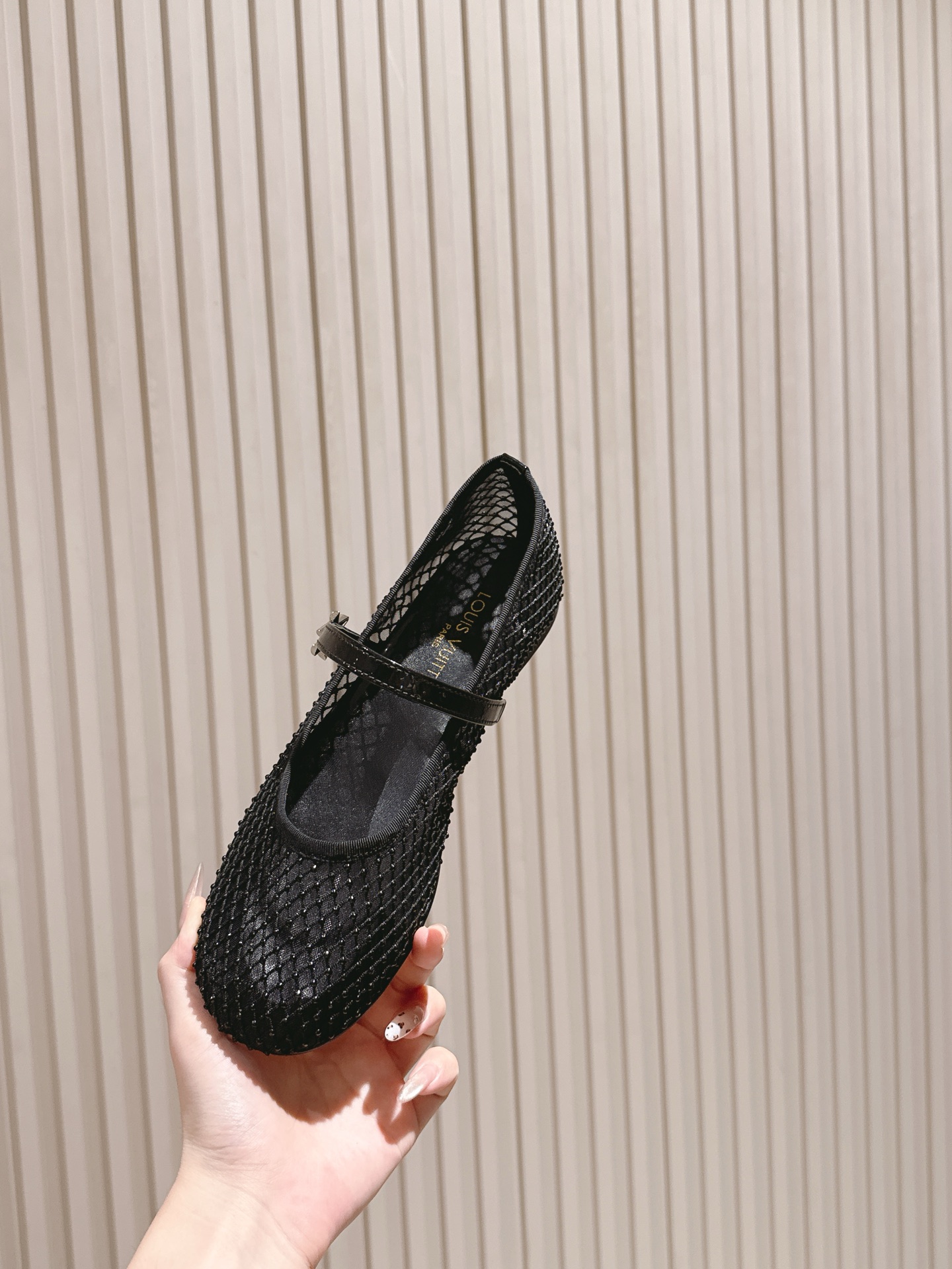   | ²⁰²5𝐬𝐬 🤍🤎
驴家早春新品🆕 new arrival～LV春夏芭蕾舞鞋，也太出彩了！时尚性