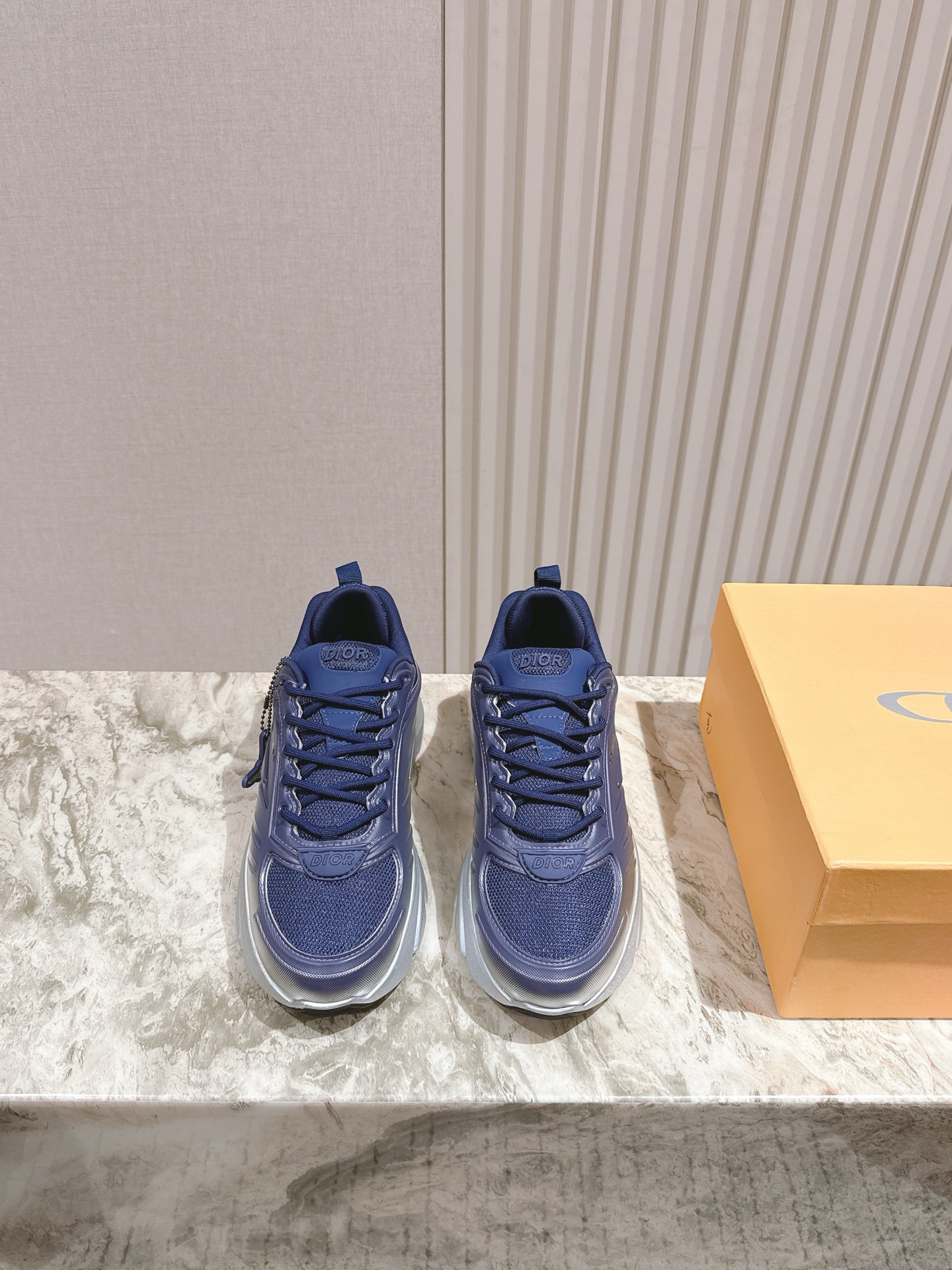 NO:485800,Couple Model Men's 10 | 5 # Dior Chrono New Casual Sports Shoes Running Shoes Daddy Shoes Really Cool, Full of Future Paint! Really cool!  Re-interpreting the concept of cool fashion in Dior, Lucky Star will bless you with good luck, the brand new EVA sole is super light and soft, spring and summer fluorescent color Size35-45, casual shoes/sports shoes, dior, dior, sneakers19860909情侣款男10 | 5  # 迪奥 Dior Chrono新款休闲运动鞋跑鞋老爹鞋 真的酷毙了,未来感十足!真的好飒！再次演绎了迪奥酷时尚的理念,幸运星为你加持好运,全新的EVA鞋底超轻超软,春夏荧光色 Size35-45,休闲鞋/运动鞋,dior,dior,sneakers,Women's Shoes