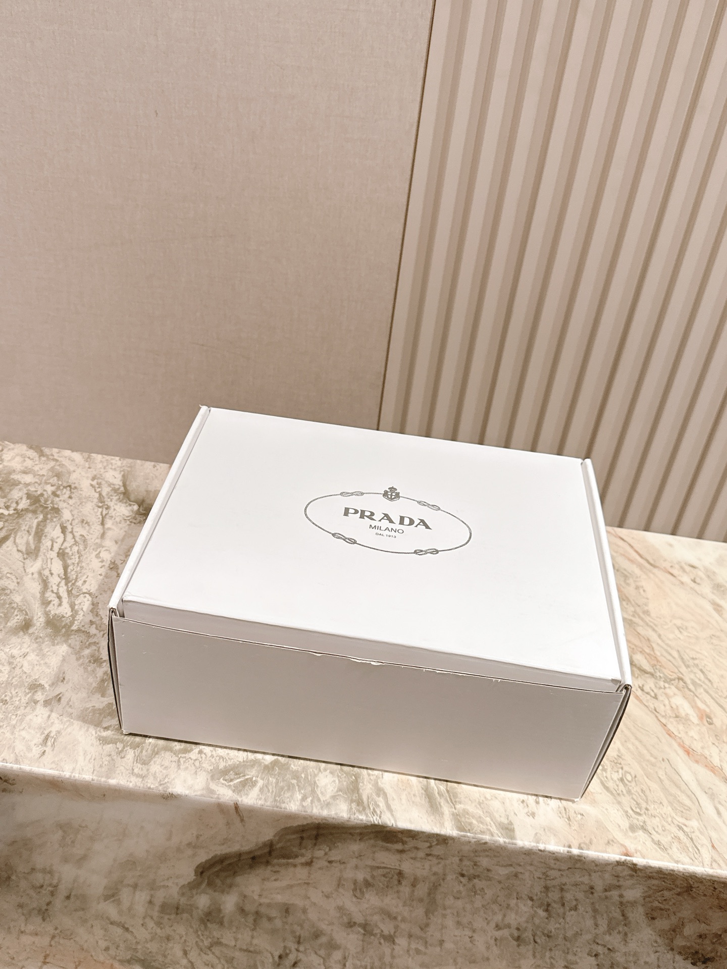 NO:485777,Full set of simultaneous gift boxes for counters!  ,Ballet shoes19860909全套专柜同步礼盒包装！,芭蕾舞鞋,Women's Shoes