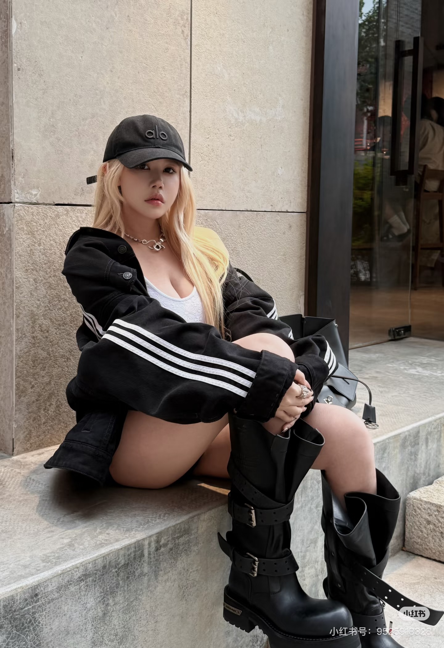 NO:468773,Internet celebrity foot, boots, boots19860909网红上脚,靴子,boots,Women's Shoes