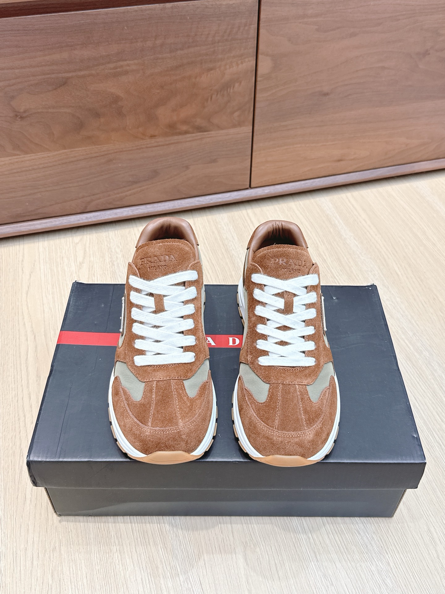 NO:468629,Purchase grade -#Prada men's triangle casual sneakers, nylon + suede material, fashionable and versatile, bottom thickness 4.5CM Size: 39-44 (38/45 custom-made, non-return and exchange), casual shoes/sports, prada, sneakers, chamois leather19860909代购级  -#普拉达男士三角标休闲运动鞋 尼龙＋麂皮材质 时尚百搭 底厚4.5CM Size :39-44（38/45定制不退换）,休闲鞋/运动鞋,prada,sneakers,chamois leather,Women's Shoes