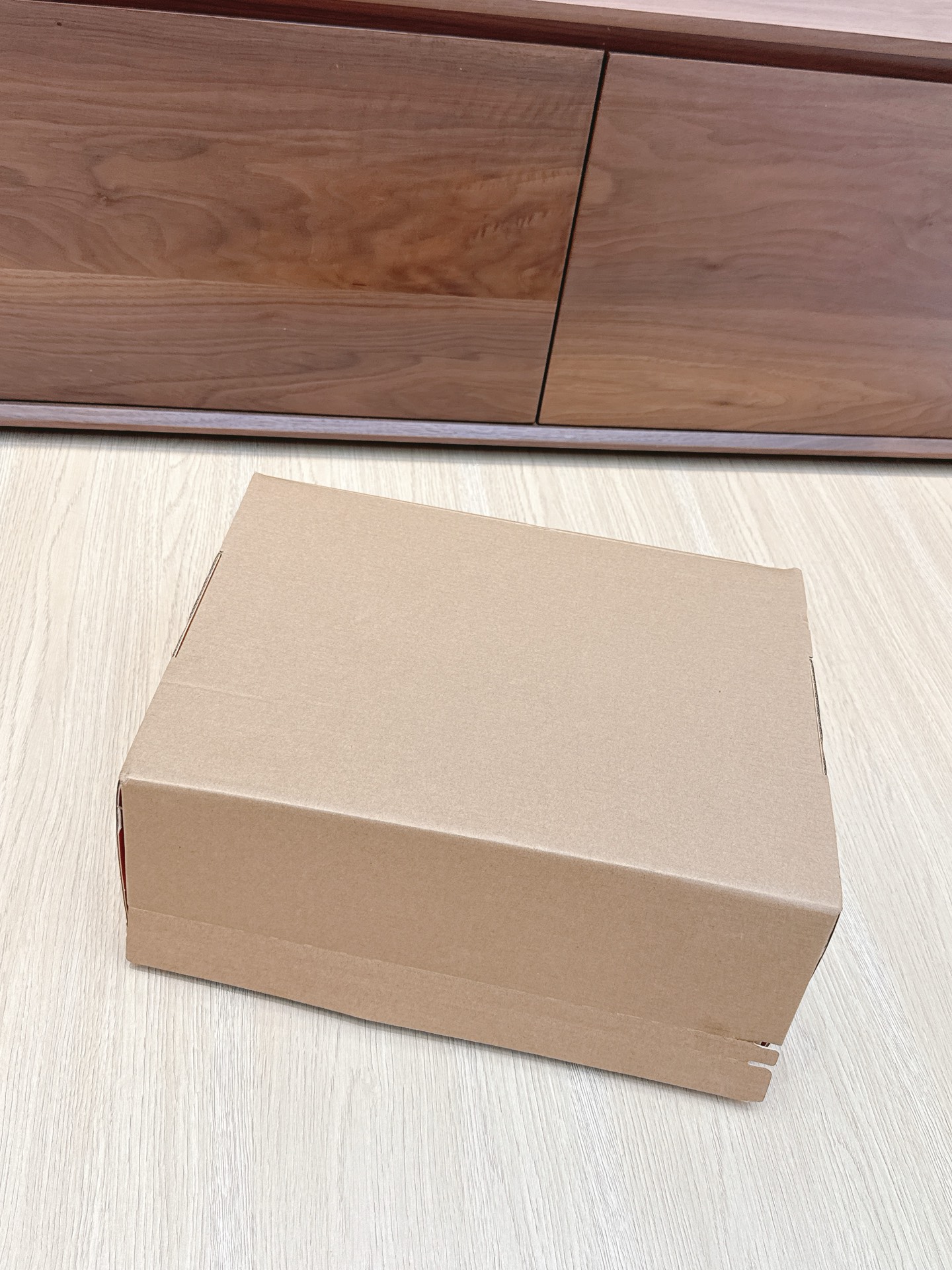 NO:468744,Packaging display, casual shoes/sports shoes, sneakers19860909包装展示,休闲鞋/运动鞋,sneakers,Women's Shoes