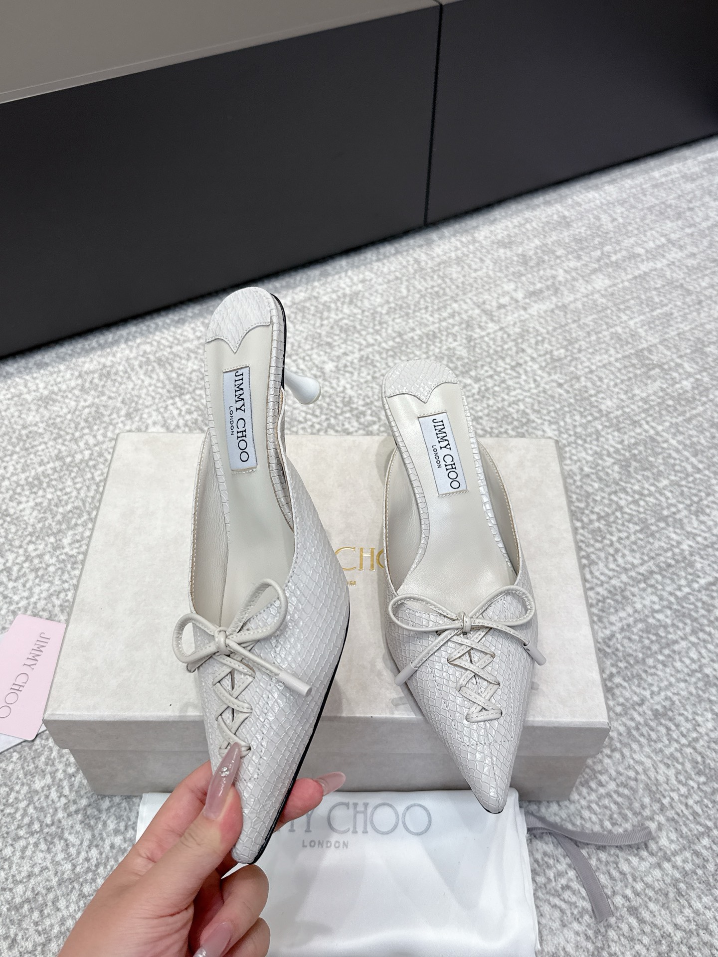 Jimmy Choo JimmyCho*•25s新款牛皮高跟凉拖鞋