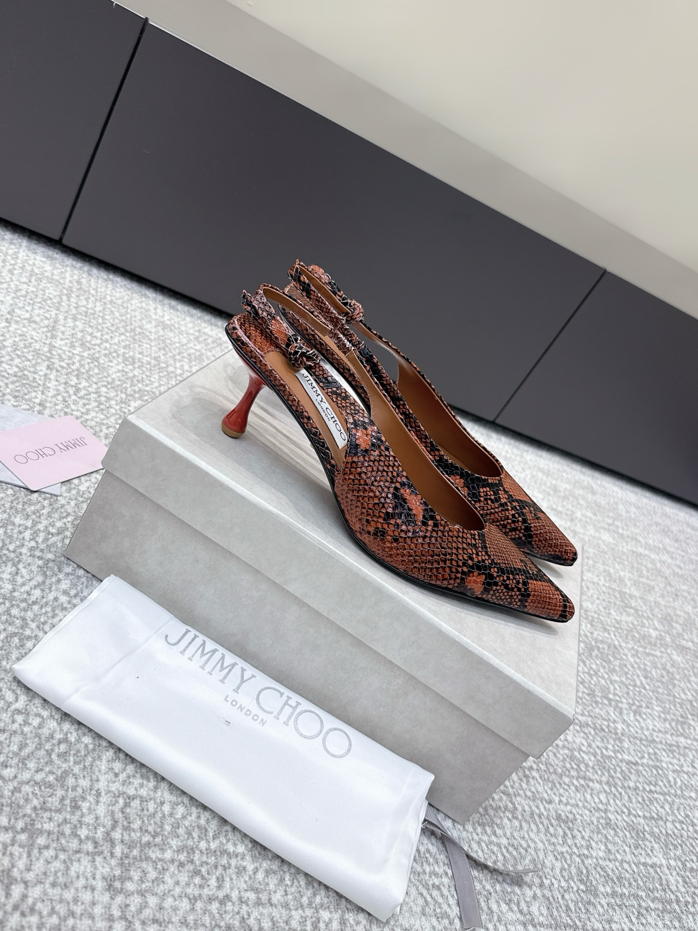 Jimmy Choo JimmyCho*•25s新款牛皮高跟凉拖鞋
