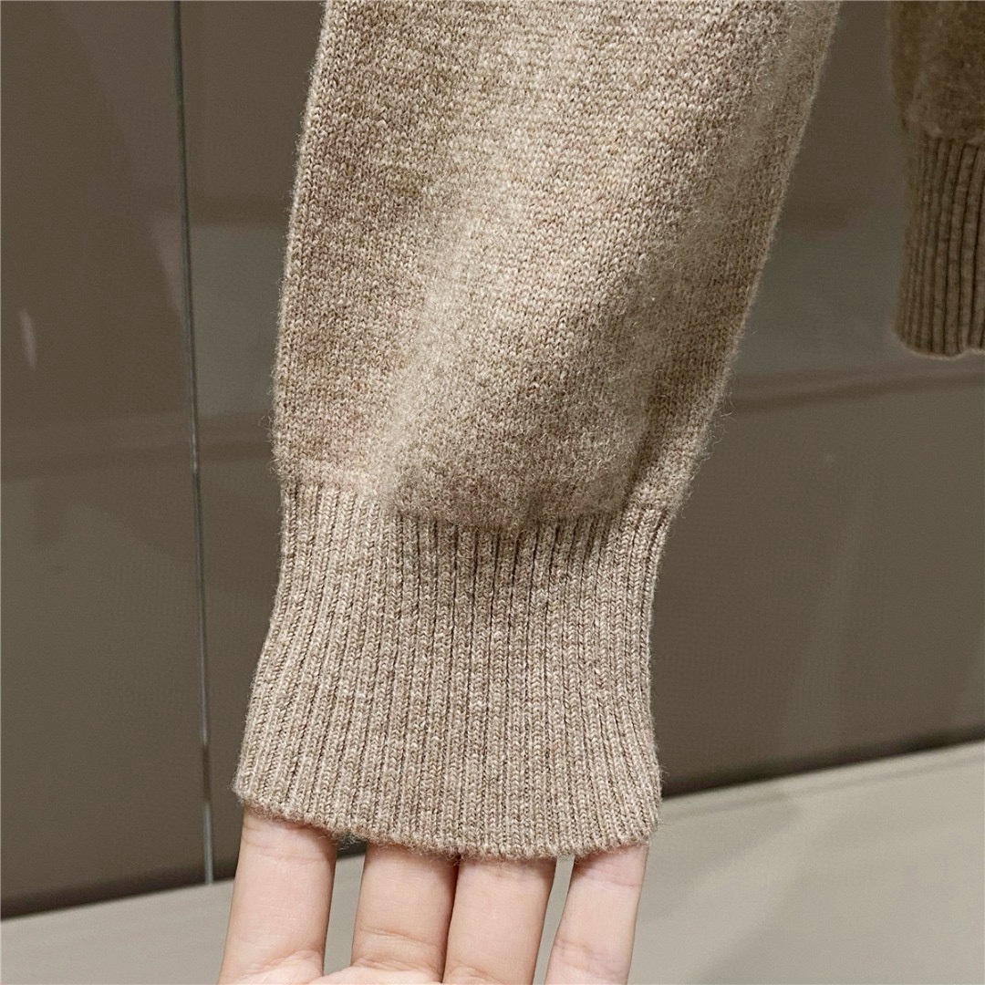 MM6 AW秋冬新款进口百分百美利奴羊毛线衣，贸易公司渠道稀出，同步官网发售！MM6新款毛衣以其独特的设