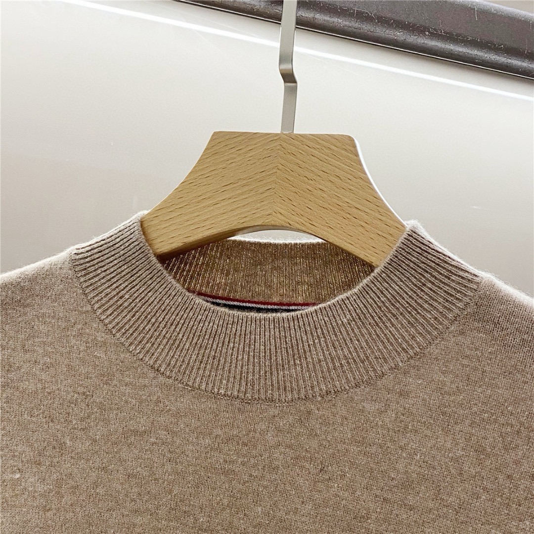 MM6 AW秋冬新款进口百分百美利奴羊毛线衣，贸易公司渠道稀出，同步官网发售！MM6新款毛衣以其独特的设