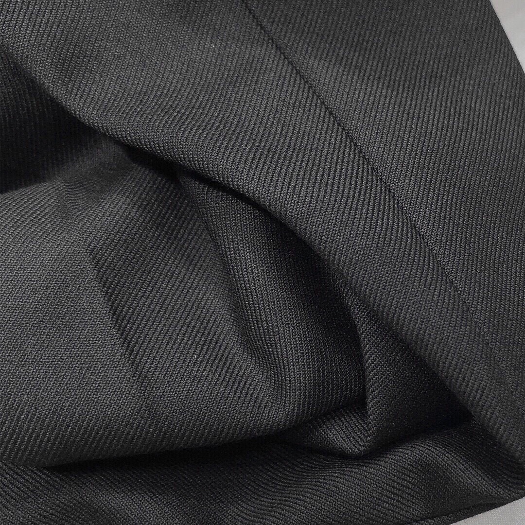   整套,单西,西裤。 LV/驴家 新款黑色西服西装 口袋定制五金金色驴家专属标识 手袖品牌金色标识LO