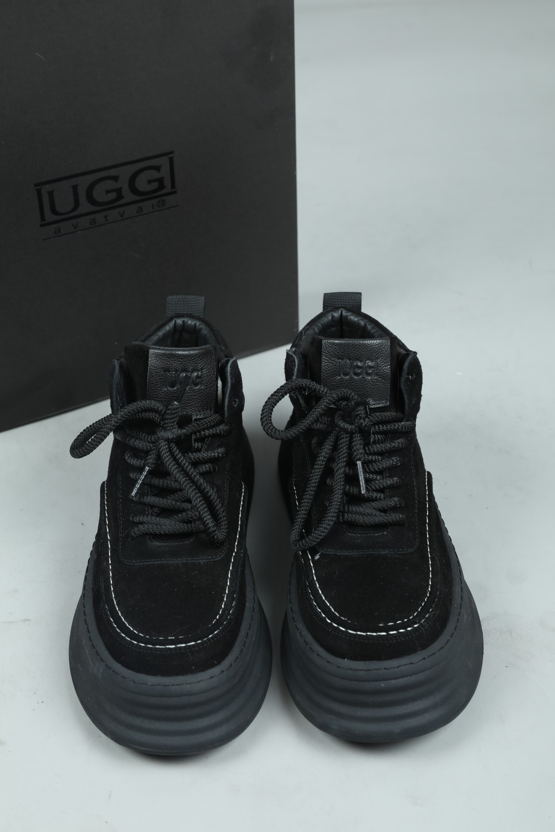 NO:589414,Very simple and elegant style, high-end color matching, rubber outsole, upper layer of cowhide, real wool lining, versatile and not bulky, winter limited size, Size 39 - 44,,cowhide19860909很简单大方的款式 高级感配色洋气 橡胶大底 鞋面头层牛皮 内里真羊毛 上脚百搭不臃肿 冬日限定 Size 39 - 44,,cowhide,Men's shoes