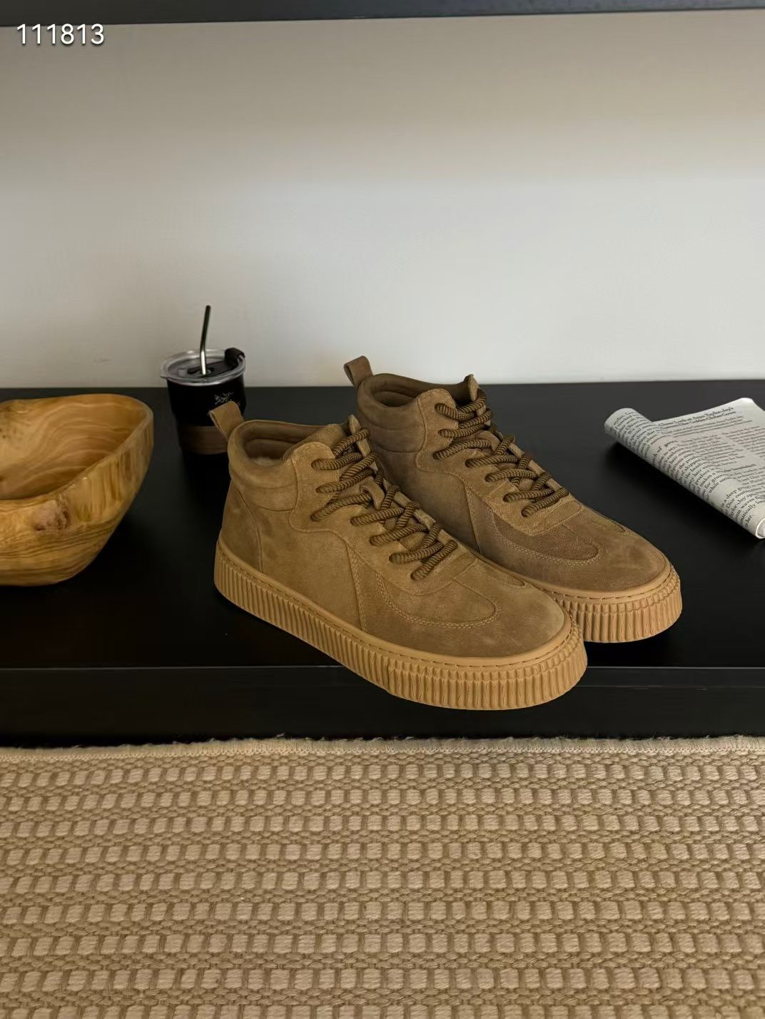 NO:604328,Winter lace-up thick-soled casual men's shoes. The outer layer is first-layer cowhide. **Outsole~ The inner wool feels comfortable and breathable. It is a versatile winter must-have. The upper part can transform into the brightest 'boy'. Model: 2027,,cowhide19860909冬季系带厚底休闲男鞋 外层头层牛皮 **大底～ 内里羊毛脚感舒适透气 百搭冬季必备款 上脚变身最亮的“仔” 型号:2027,,cowhide,Men's shoes