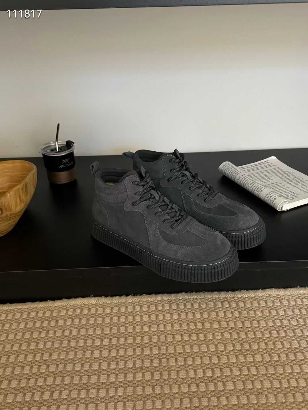 NO:604332,Winter lace-up thick-soled casual men's shoes. The outer layer is first-layer cowhide. **Outsole~ The inner wool feels comfortable and breathable. It is a versatile winter must-have. The upper part can transform into the brightest 'boy',,cowhide19860909冬季系带厚底休闲男鞋 外层头层牛皮 **大底～ 内里羊毛脚感舒适透气 百搭冬季必备款 上脚变身最亮的“仔”,,cowhide,Men's shoes