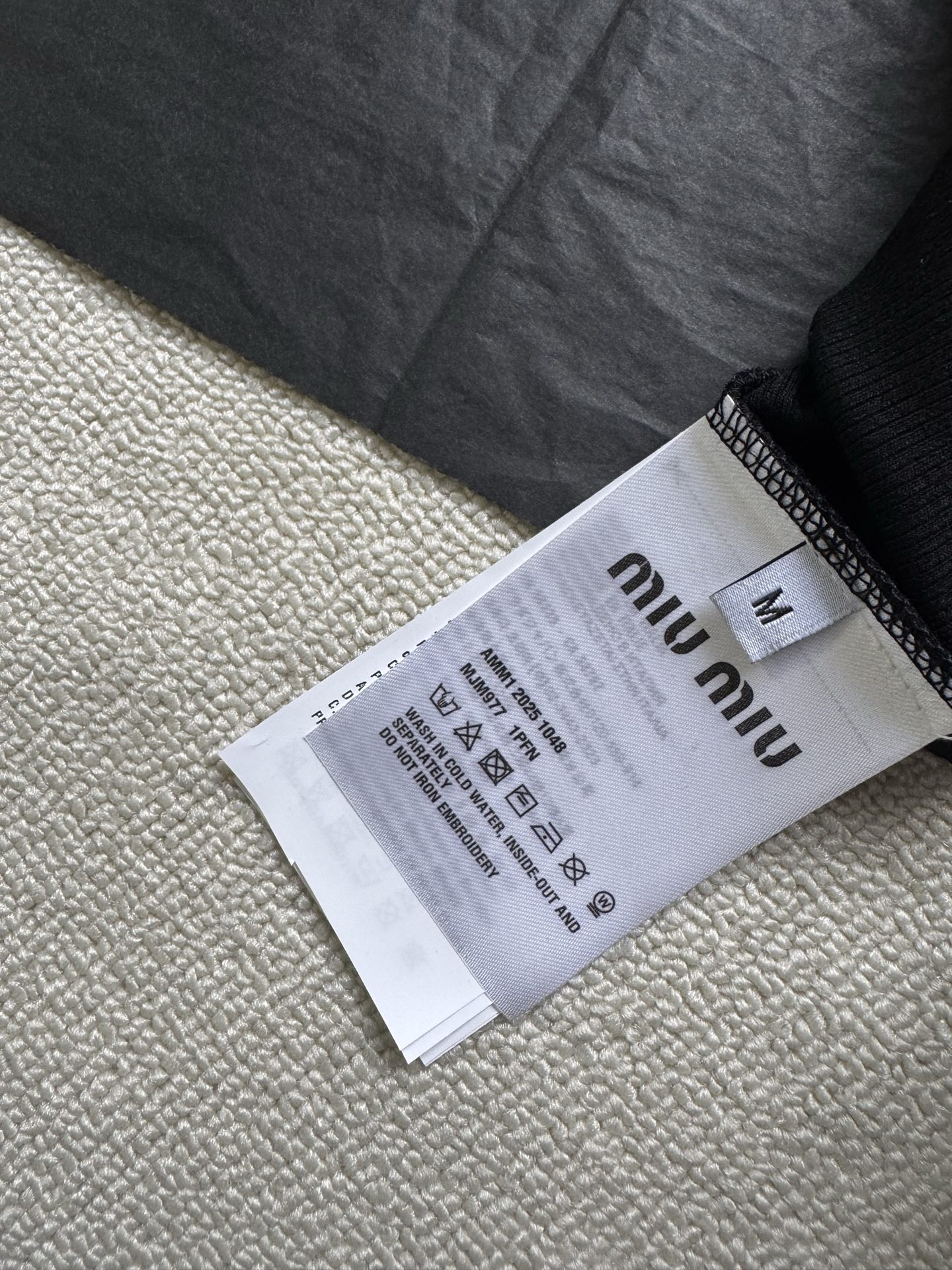 Miu Miu Ribbed Knit Tank Top - Comfortable, Stretchy U-Neck Vest 9 i1740626437941 9264 0 7