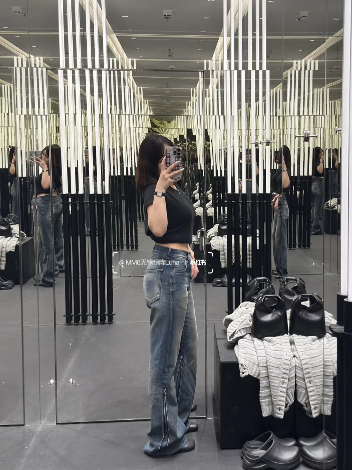 MM6 Maison Margiela Women's Flared Jeans High Waist Distressed Denim Pants 7 i1755670429262 429 0 6