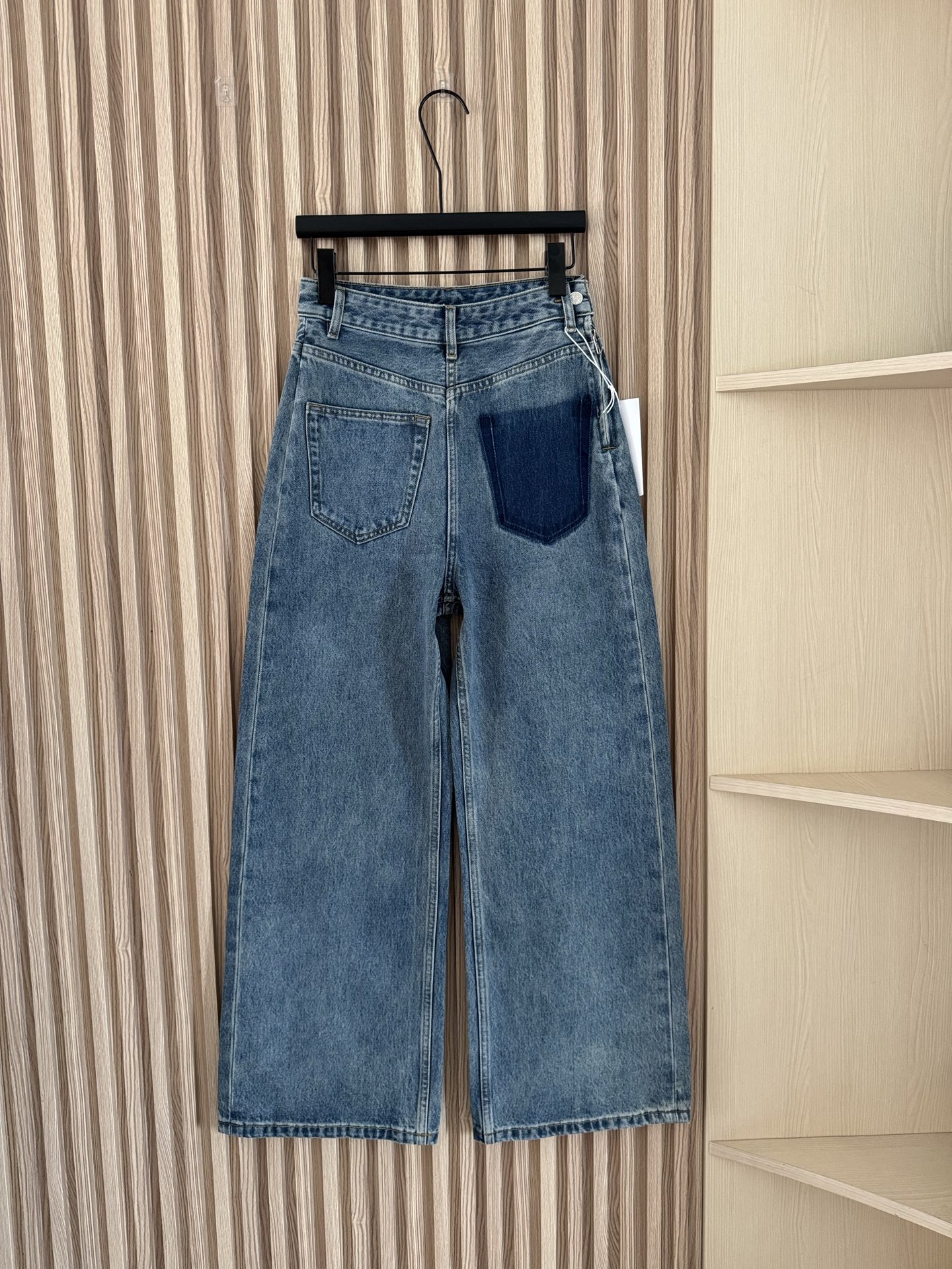NO:506937,MM6 25 autumn and winter new style, front and rear back straight jeans, full of design sense, high-version sml,,masion margiela,jeans,alexander wang19860909MM6 25秋冬新款 前后反穿直筒牛仔裤 设计感十足 高版本sml,,masion margiela,jeans,alexander wang,Women's clothing