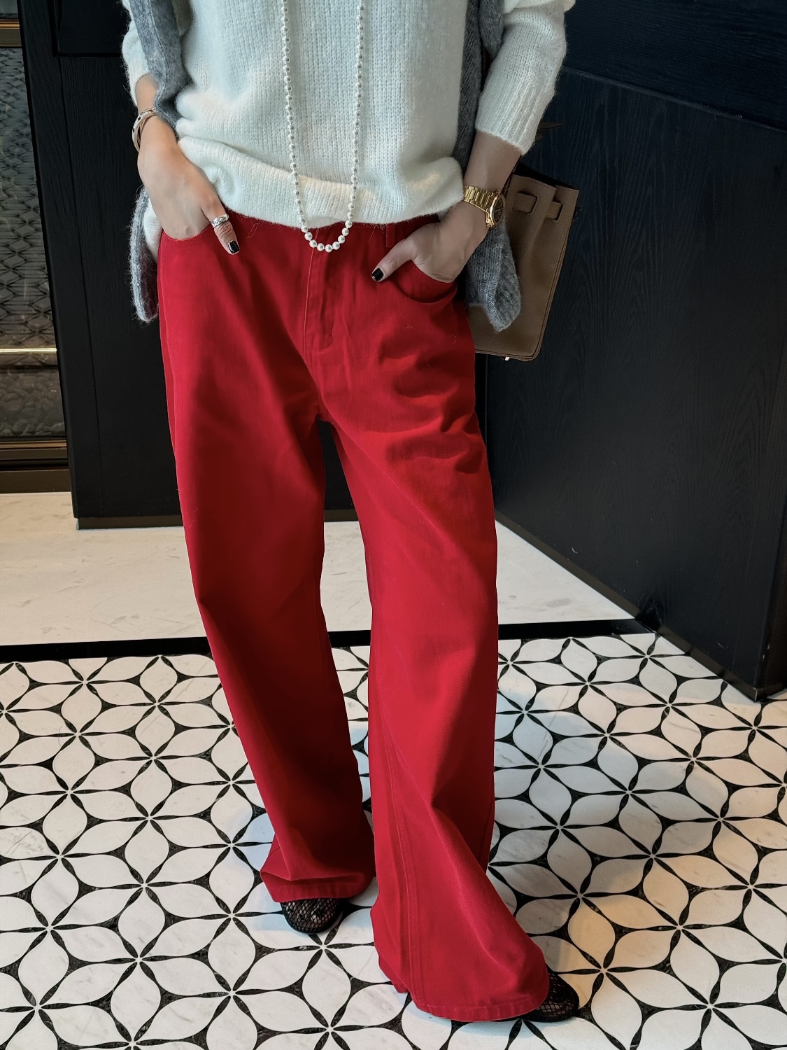 NO:736097,,,19860909,,,Women's clothing