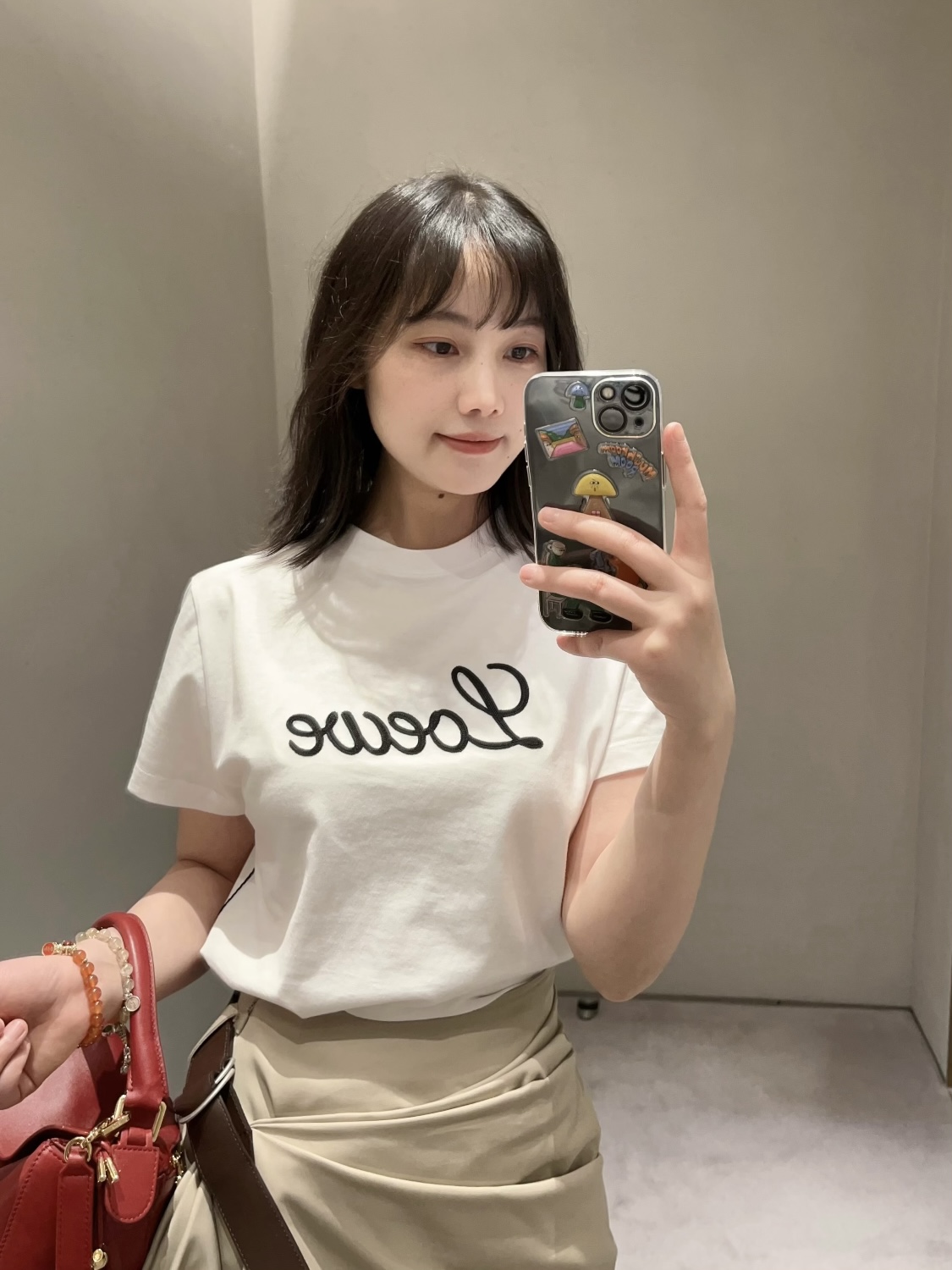 NO:747981,,,19860909,,,Women's clothing